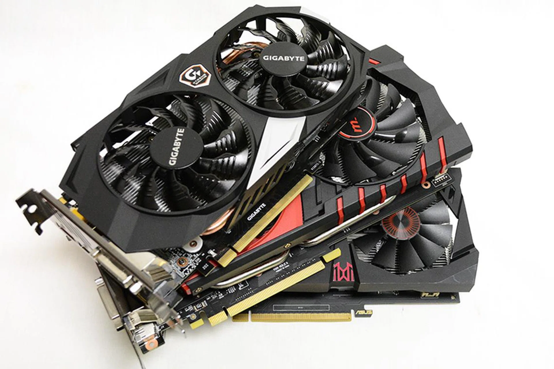 We pit custom versions of the NVIDIA GeForce GTX 950 from ASUS, Gigabyte and MSI against each other to find out which one comes out on top.