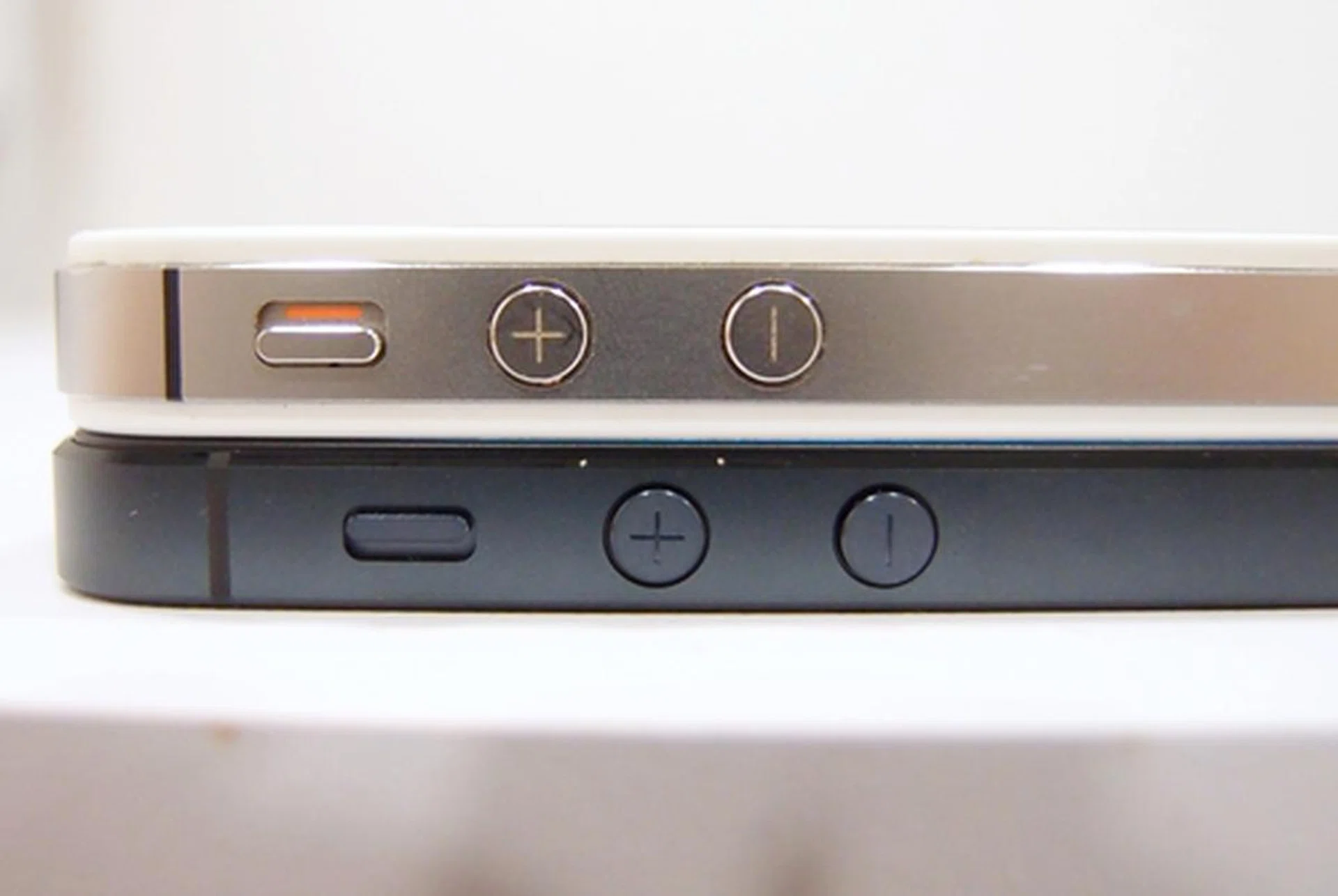 You can't really tell the difference here, but the iPhone 5 is slightly thinner than the iPhone 4 at 7.6mm. That makes it one of the thinnest phones around in the market today.