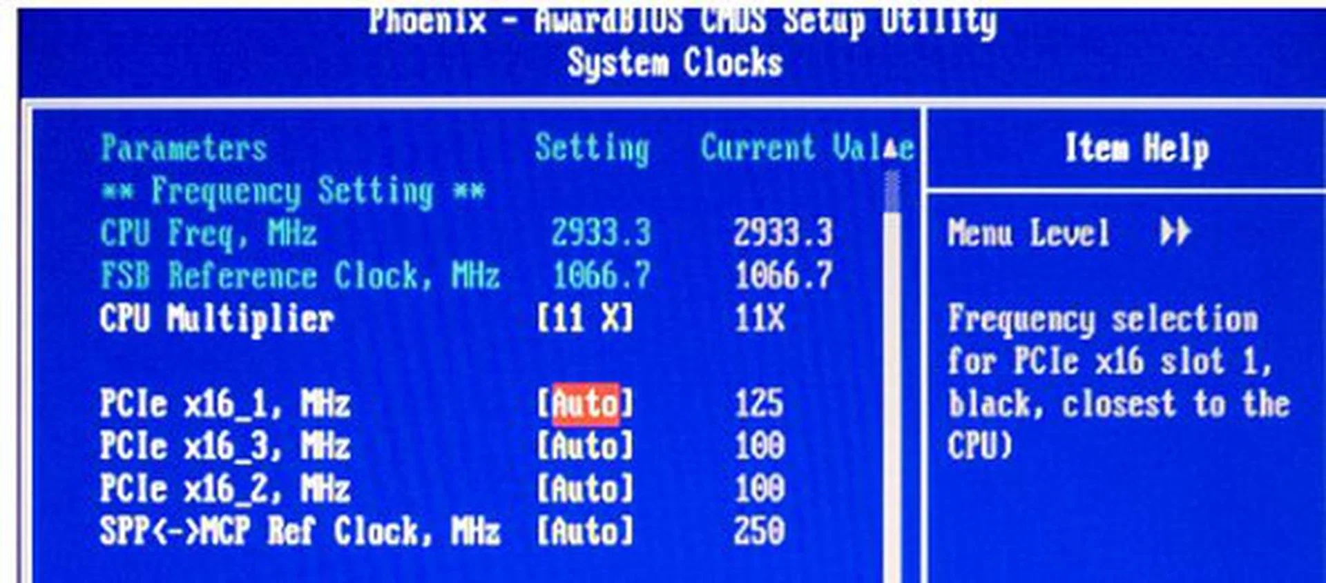 For the nForce 680i SLI, all three graphics PCIe lanes can be manually controlled - A tweaker's paradise.