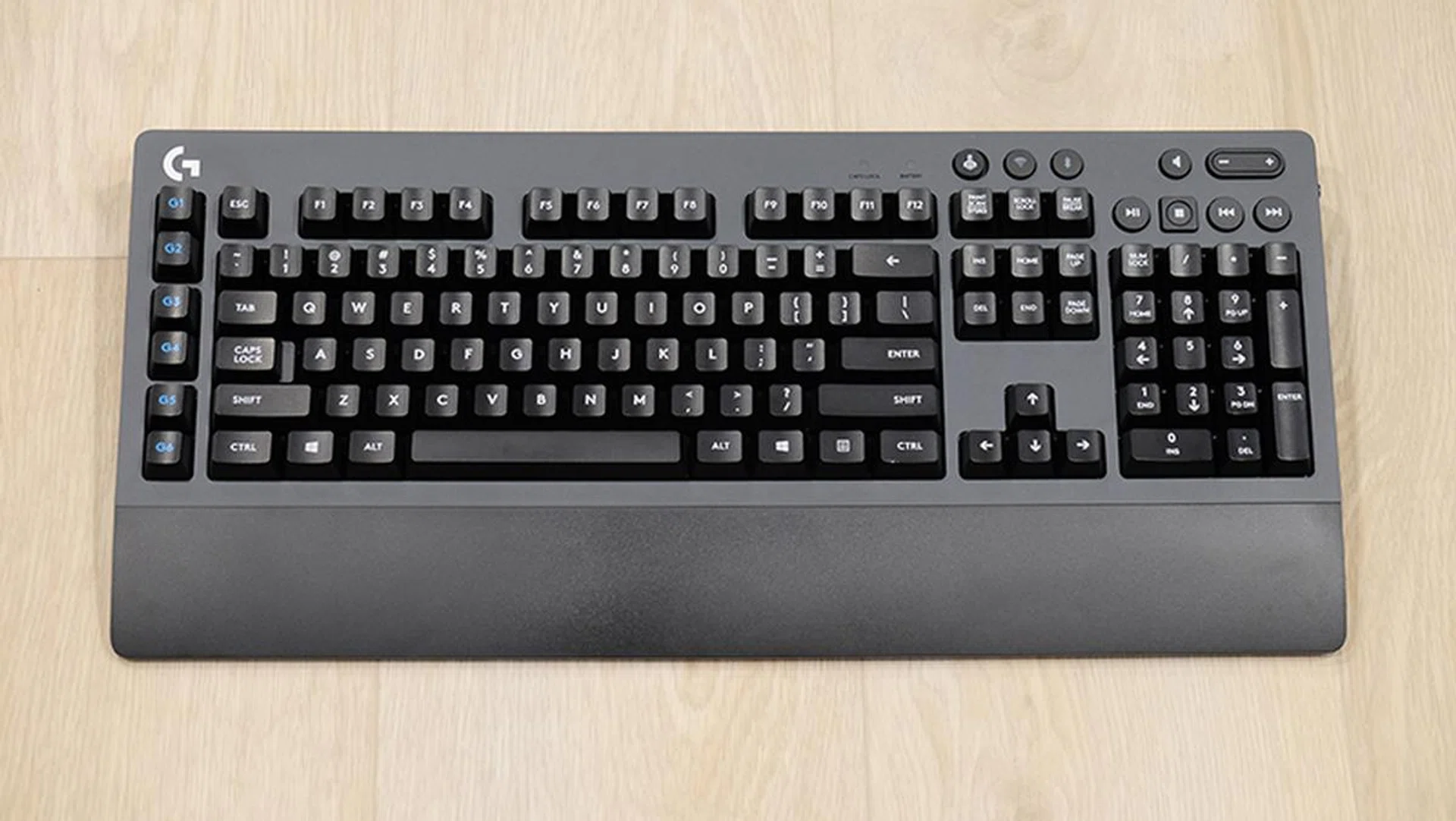 Logitech G613