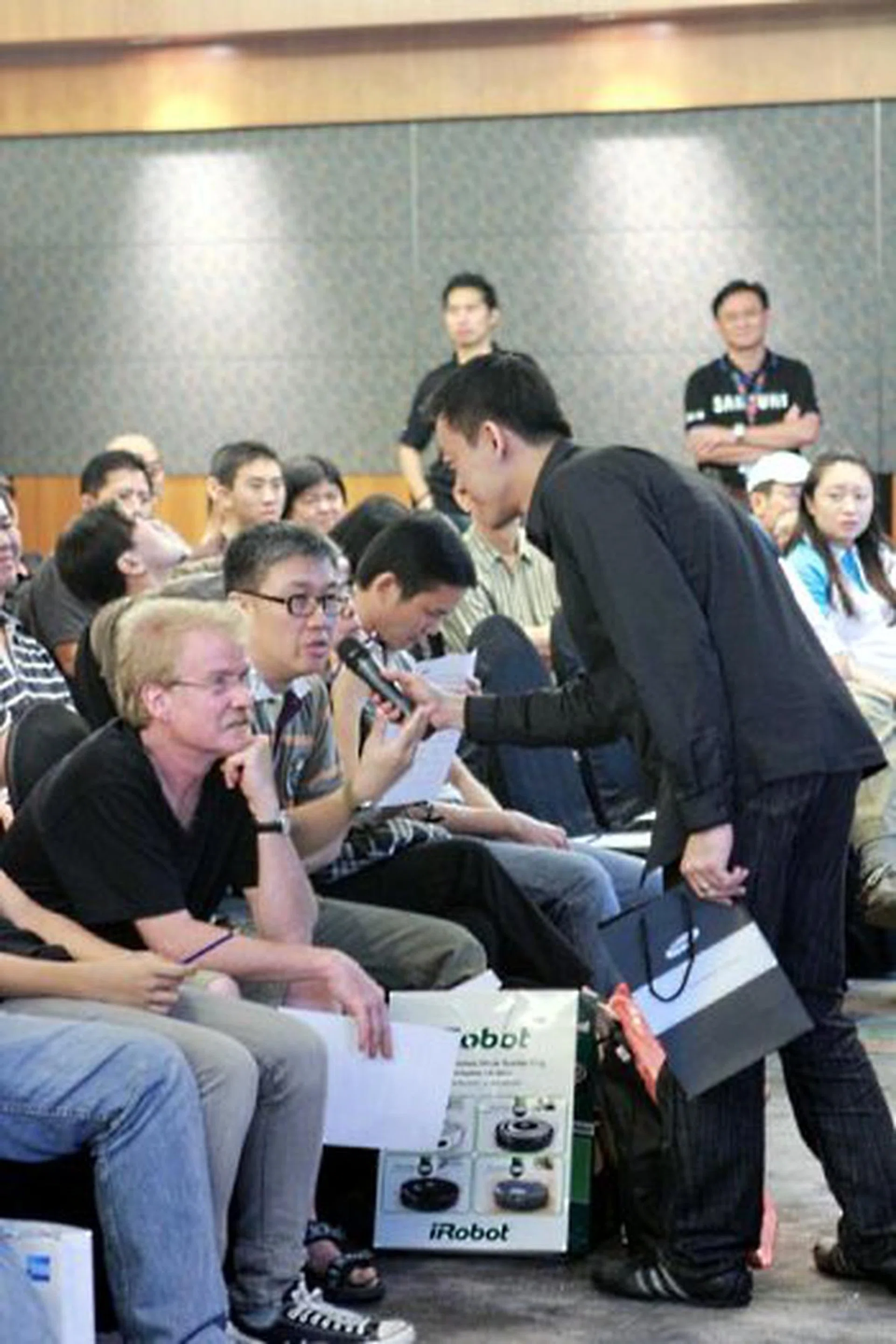 Sometimes you have to get answers to all your burning questions, and there's no better place to do this than at PlayTest, what with exclusive access to both editorial and product experts.