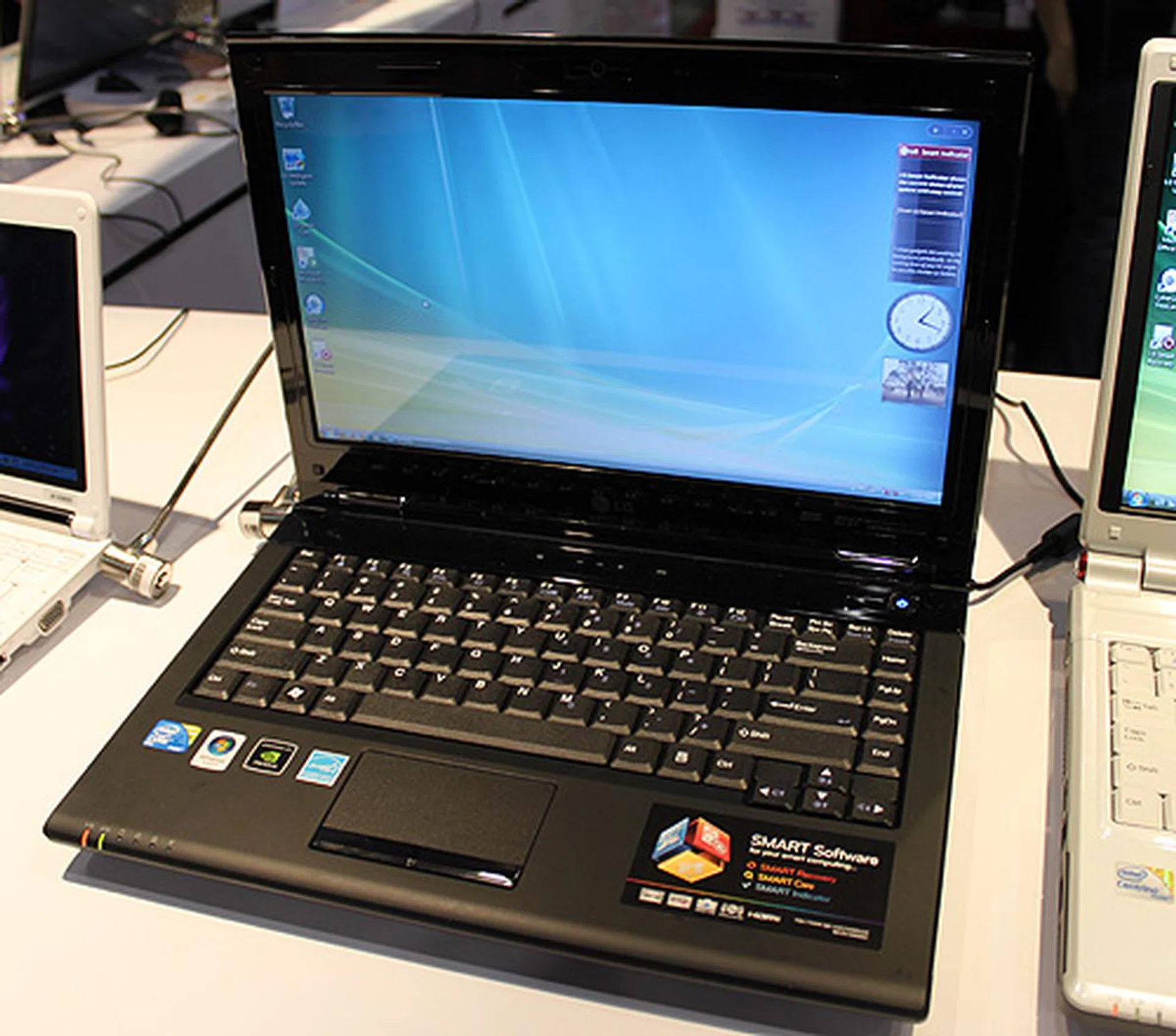 For those looking for a proper notebook, there's the LG E310. It comes with a 2.16GHz Intel Core 2 Duo, 4GB DDR2 RAM, 250GB HDD and GeForce graphics. Yours for $1099 (U.P.: $1399). 