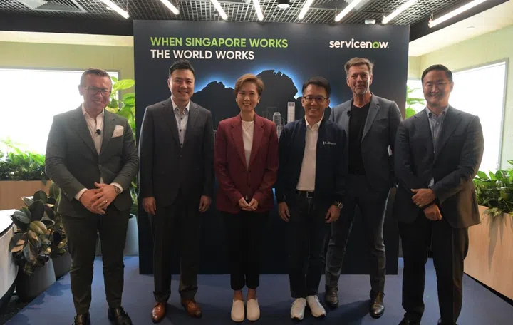 Detlef Krause (President, APAC at ServiceNow), Wee Luen Chia (Managing Director and Area Vice President, Asia at ServiceNow), Minister for Communications and Information (and Second Minister for Home Affairs) Josephine Teo, Jeremy Ong, (CEO at NTUC LearningHub), Dave Wright (Chief Innovation Officer at ServiceNow), and Michael Park (Chief Marketing Officer at ServiceNow).Image source: ServiceNow. 