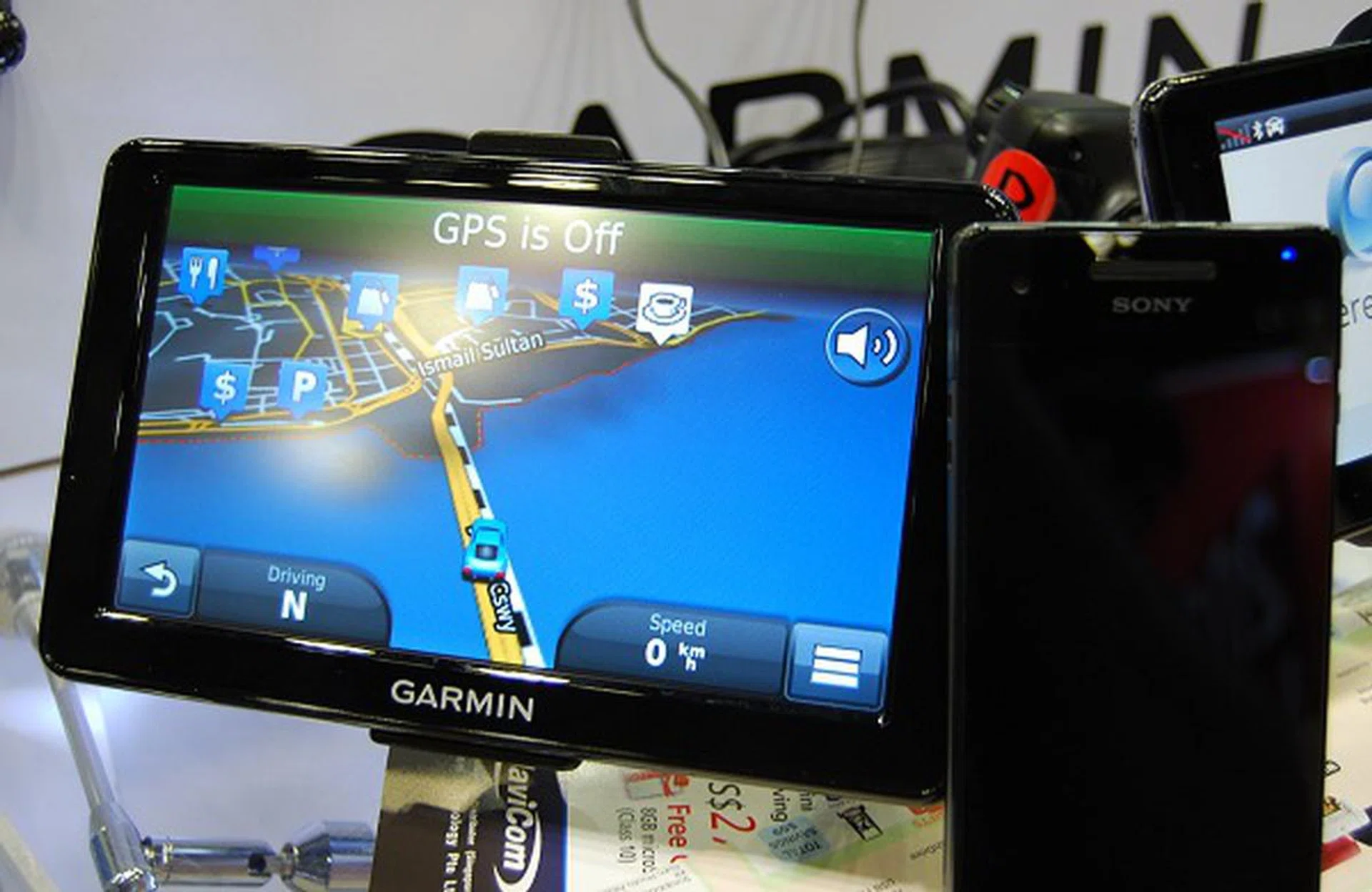 Want a large screen GPS? It doesn't get bigger than the Garmin nuvi LM2792 with its 7-inch screen. Resolution is still pegged at 800 x 480 pixels, so it won't look great up-close, but its suitable if you need to keep the device at a distance. Available at $399. Pictured here with a 4.3-inch phone for size.