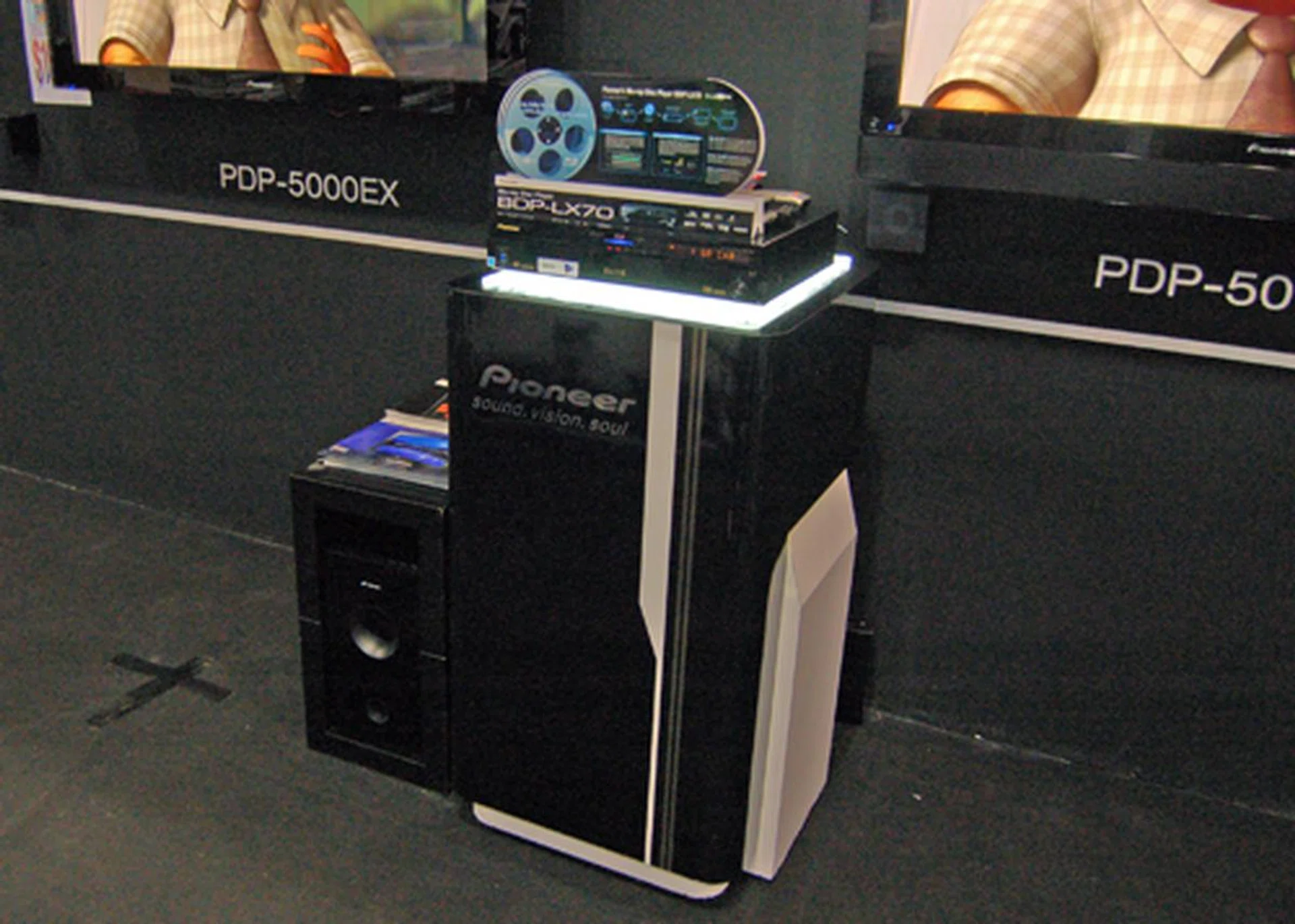  Shown here are the BDP-LX70 Blu-ray player and the HTP-330 home entertainment system. They are going for a special Comex price which is unbeatable elsewhere plus many freebies. So head down and take a look.  