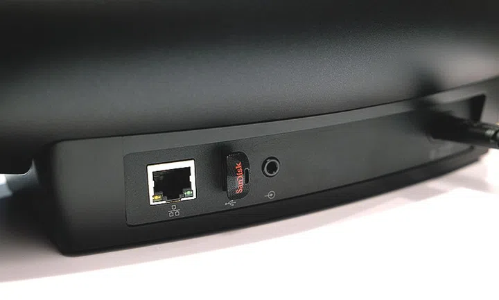 There are many ways to play your music. Stream wirelessly or you could connect music sources via Gigabit Ethernet, USB, or AUX in.