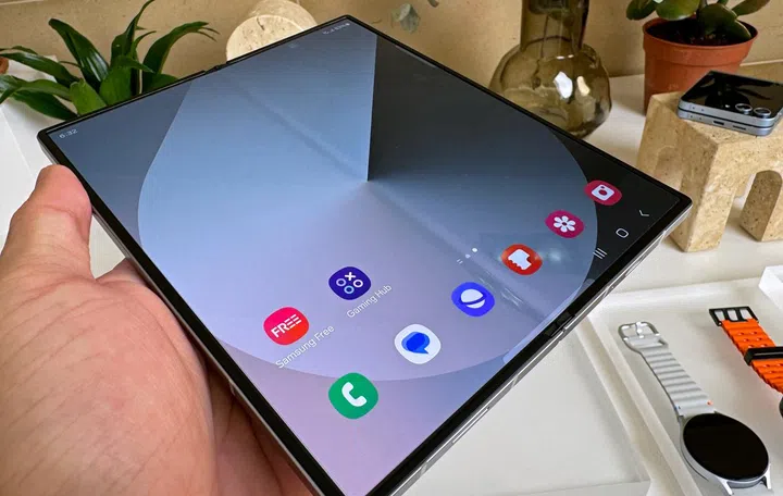 Samsung Galaxy Z Fold6. Photo: HWZ.