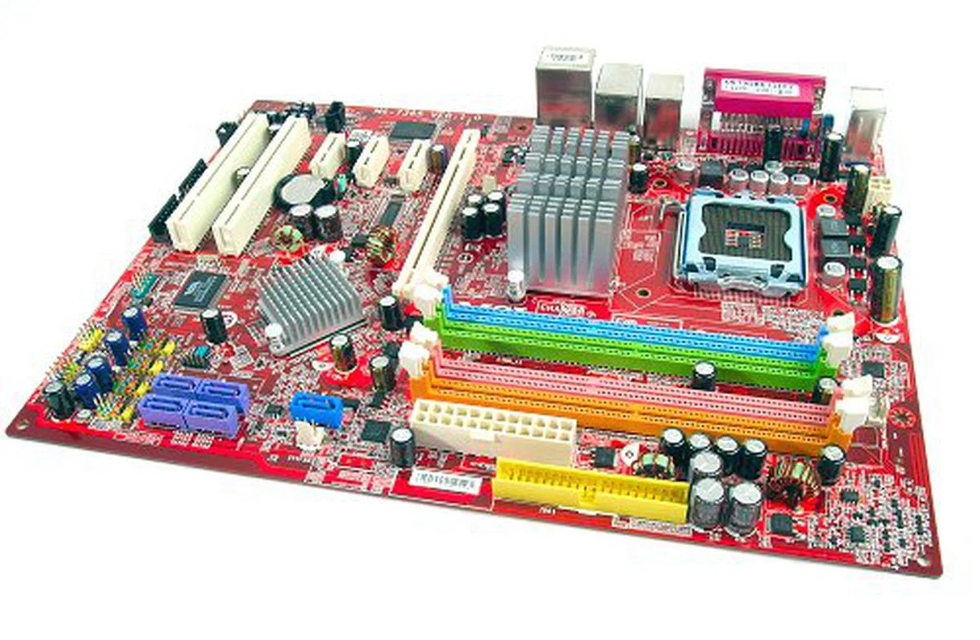 MSI hasn't forgotten the mainstream crowd with an easy all-rounder motherboard that supports all the latest processor and memory technologies with an equally as easy upgrade path.