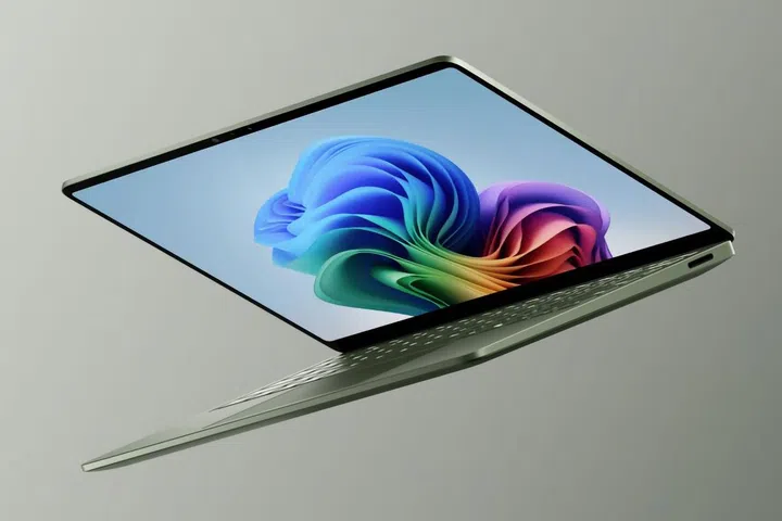 The familiar Surface Laptop