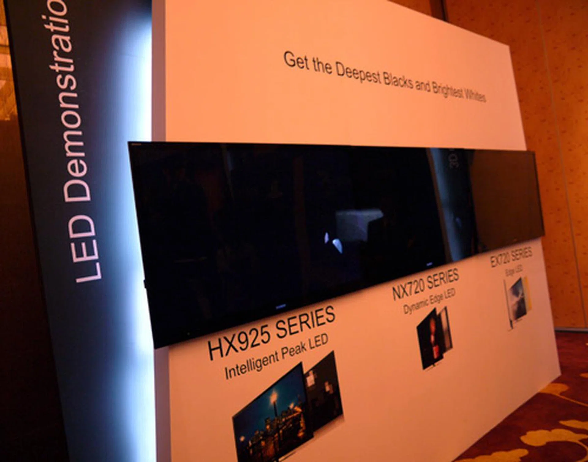 From the flagship BRAVIA HX925 down to the budget range, Sony is offering an extensive choice of LED backlighting technology on their new suite of BRAVIA HDTVs. Of course, their new and improved full-array "Intelligent Peak LED" yields the best blacks as far as we can see.