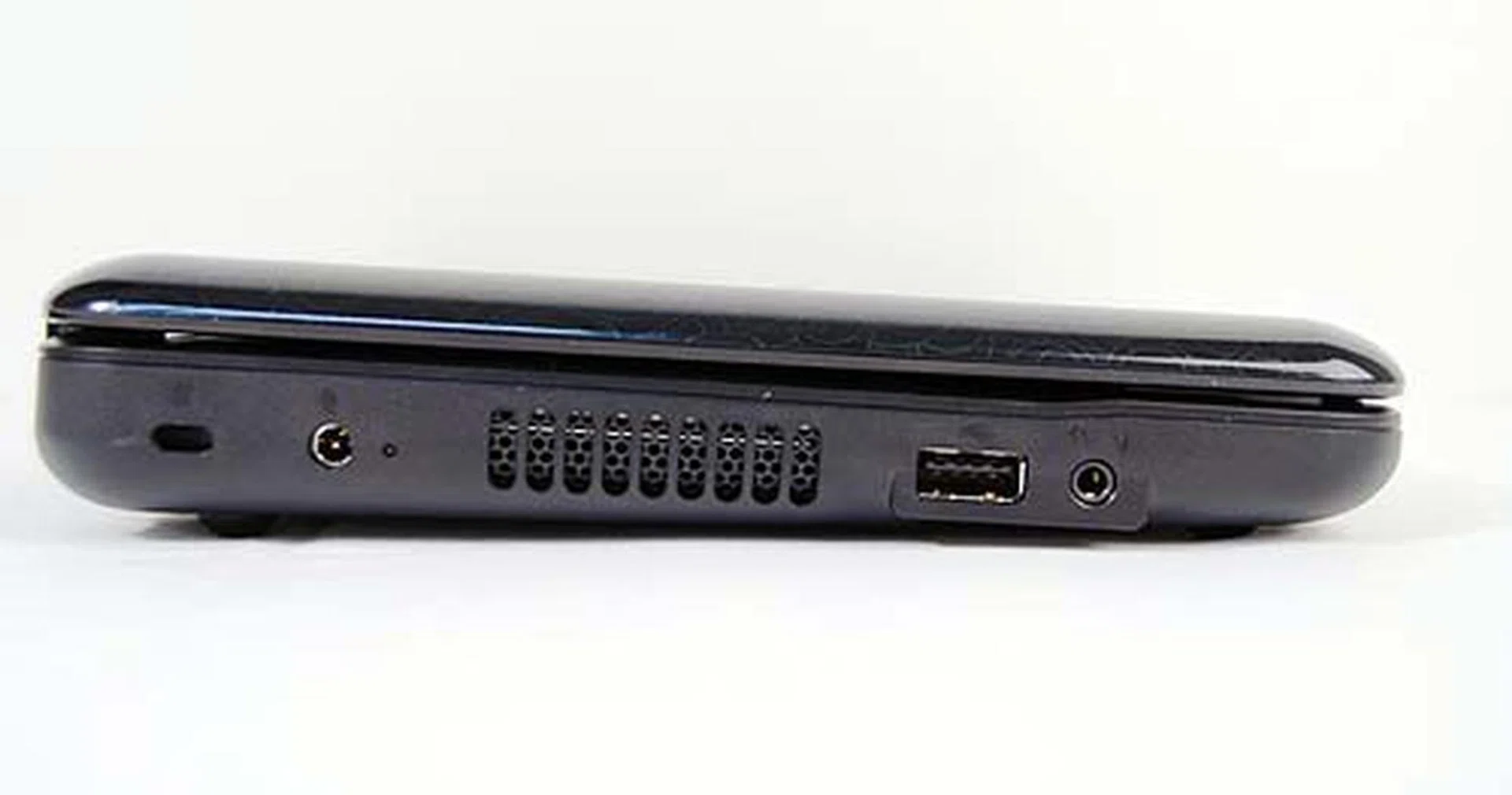 The left side has just space for a USB port and an audio jack.