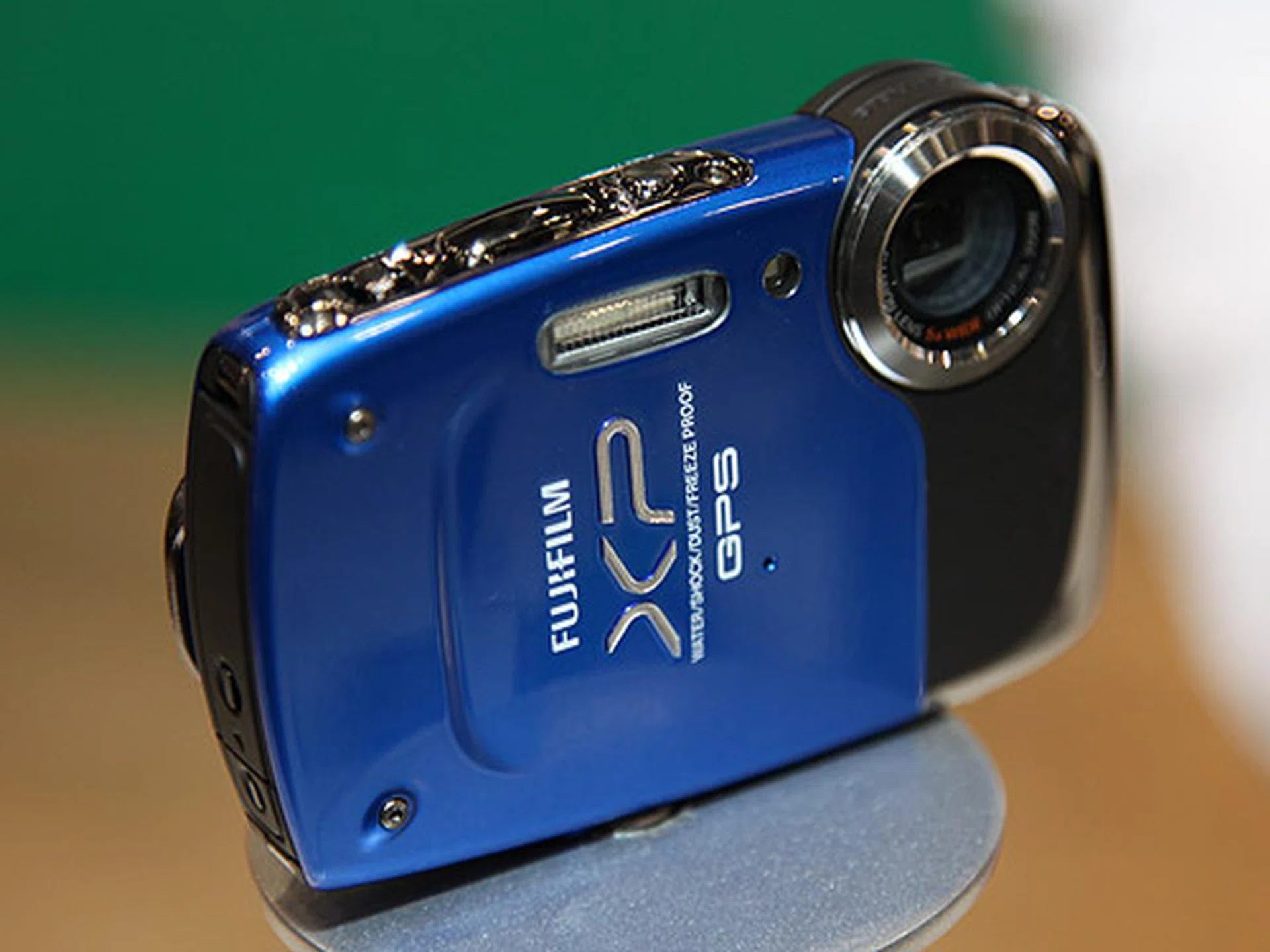 For the active photographer, the FInePix FP30 which is waterproof, dustproof, freezeproof and shockproof would make a great buy. Comes with 14.2 Megapixel sensor, 5x optical zoom, 720p movie recording and GPS features.