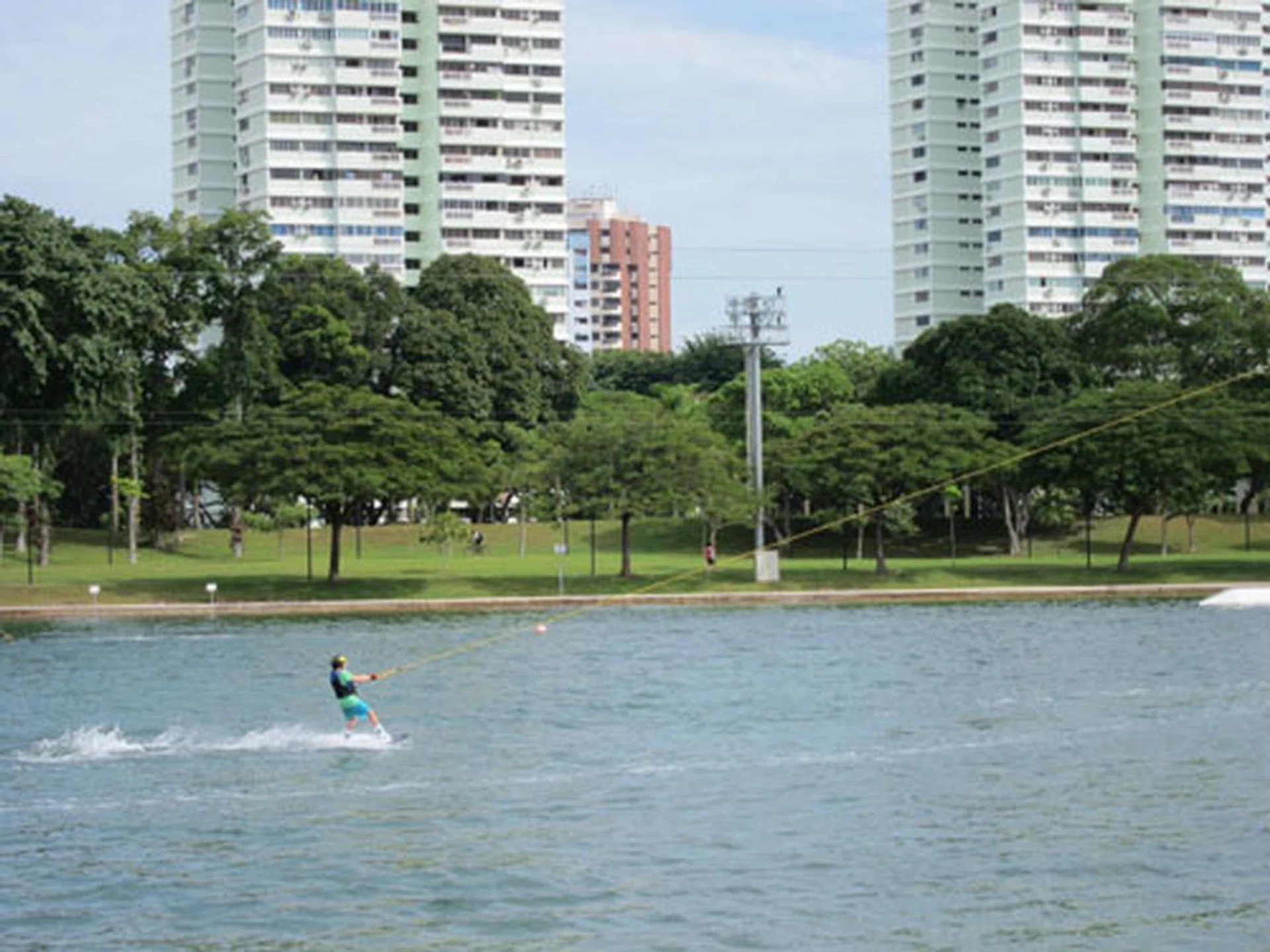 Shot at f/5.6, 105mm, 1/500 sec, ISO160. Click for the full resolution image (warning: large).