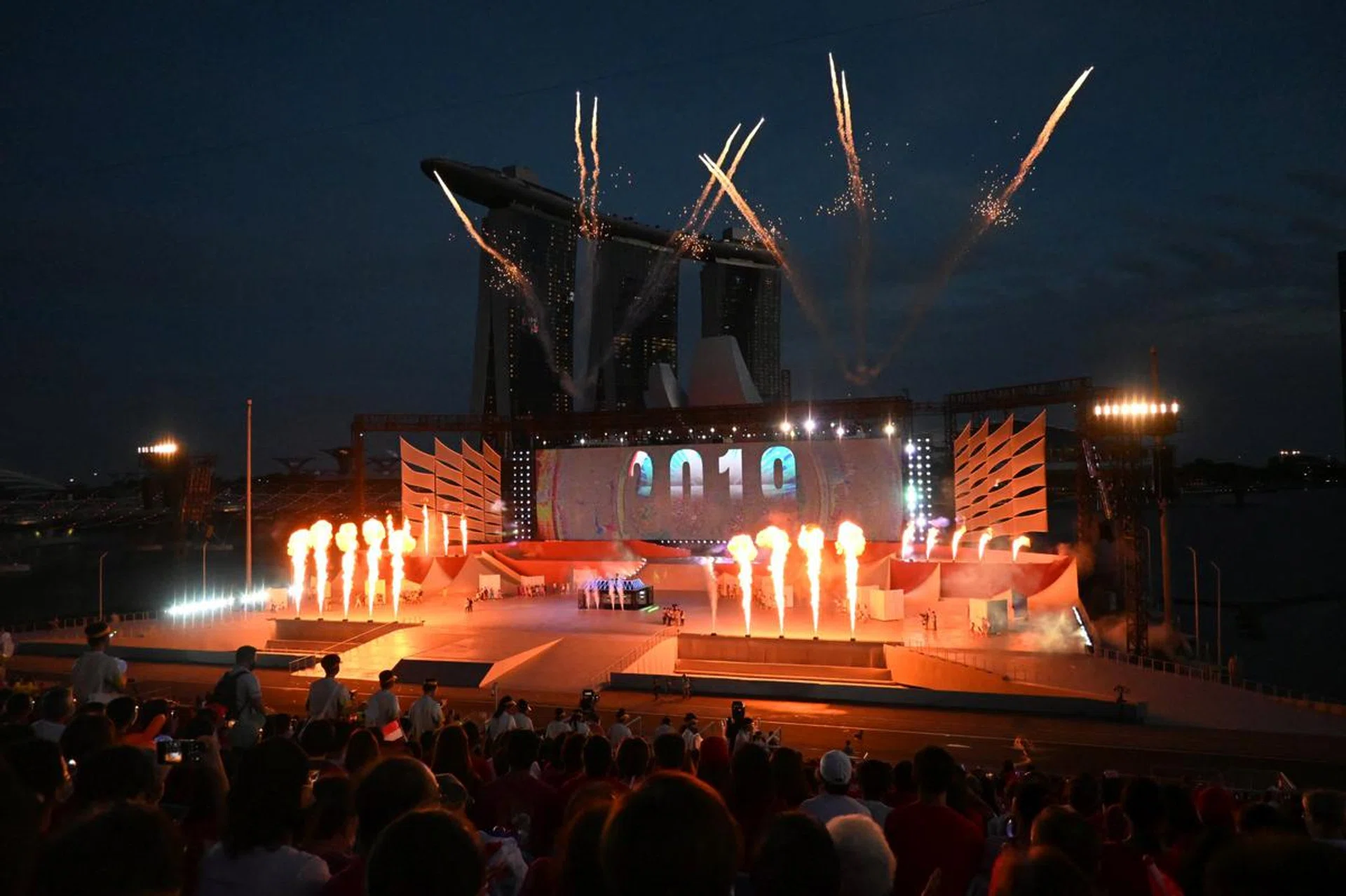 17mm at f/3.5, 1/4000s, ISO 8000