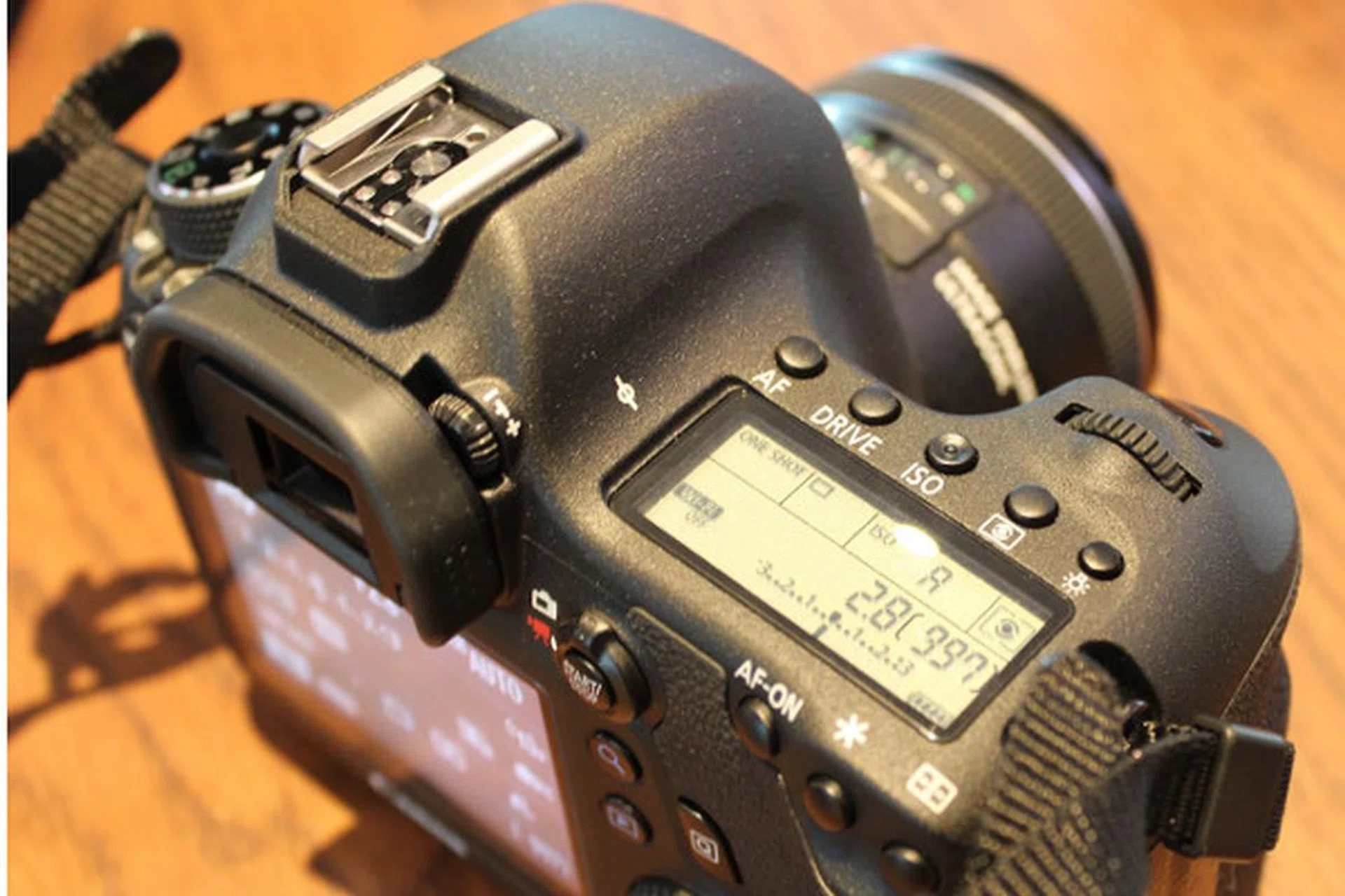There are some handy shortcut buttons found on top of the camera that let you access certain settings like the ISO settings or drive modes. These save you the trip down the menus.