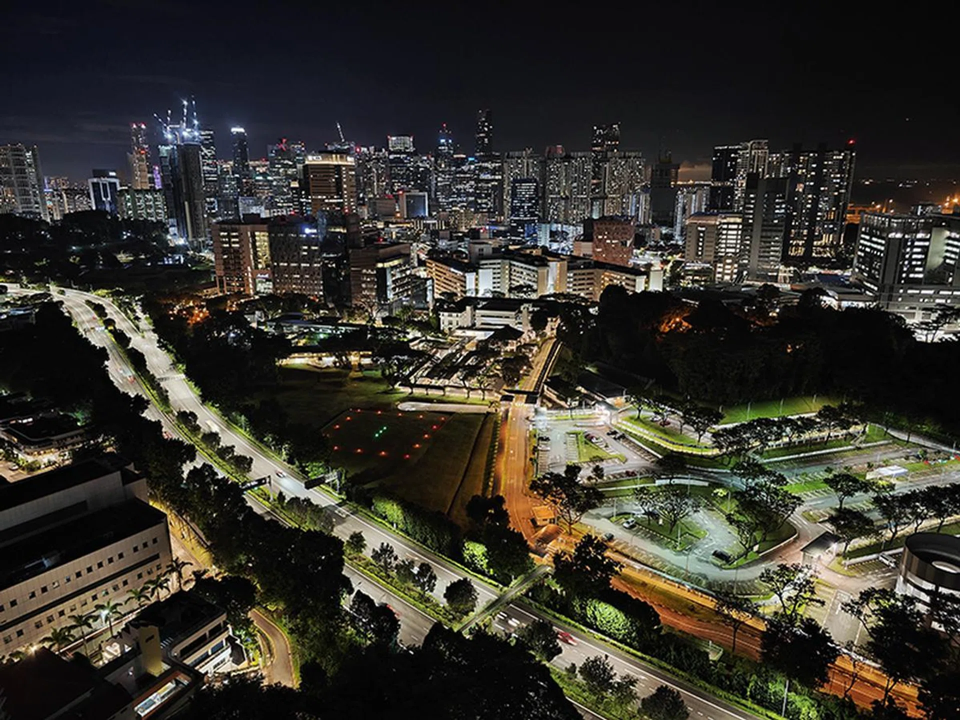 Xiaomi 13 Ultra, Main Camera, Night.