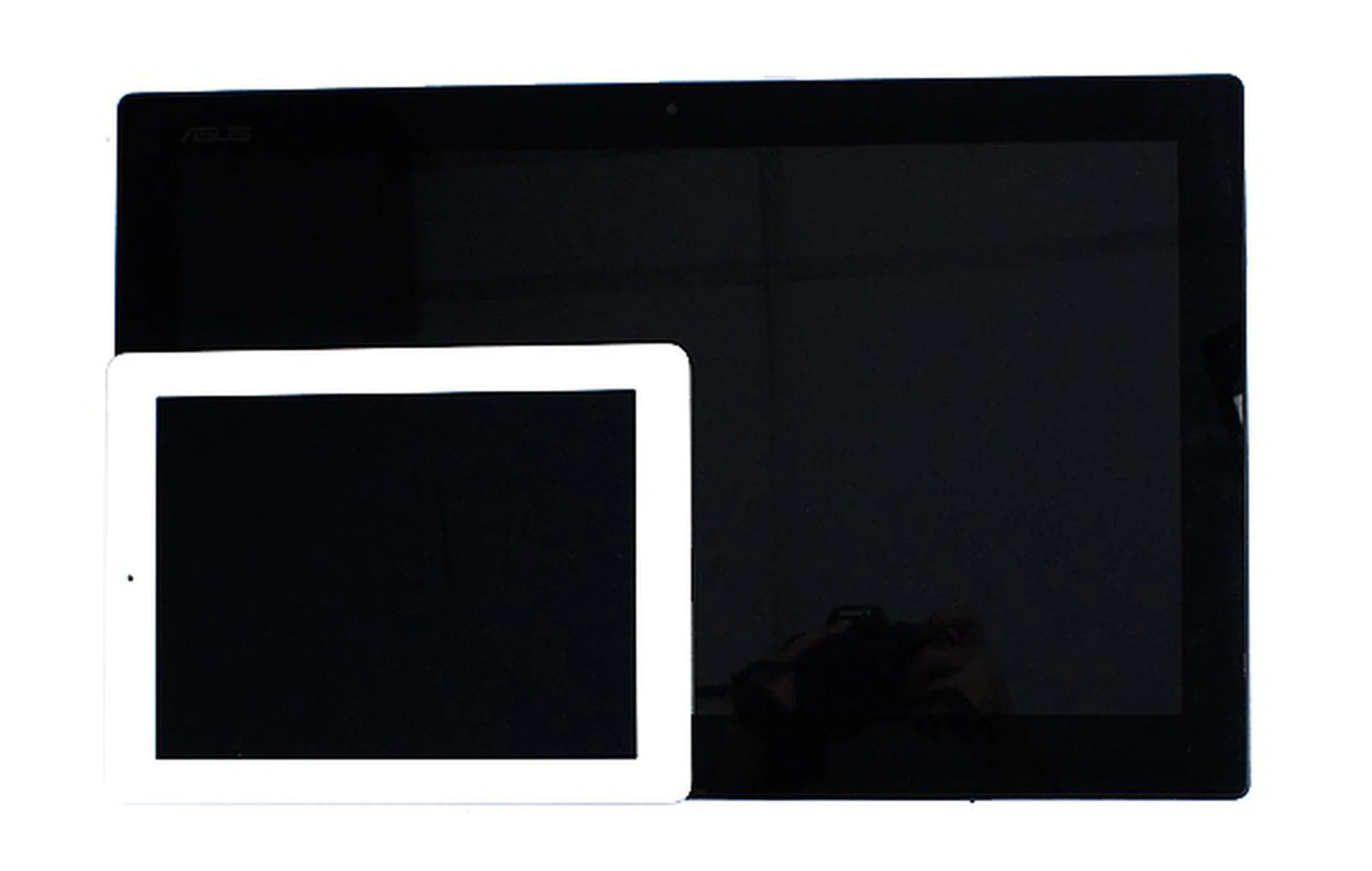 The difference in size between the 18.4-inch ASUS Transformer AIO tablet and a 9.7-inch iPad.