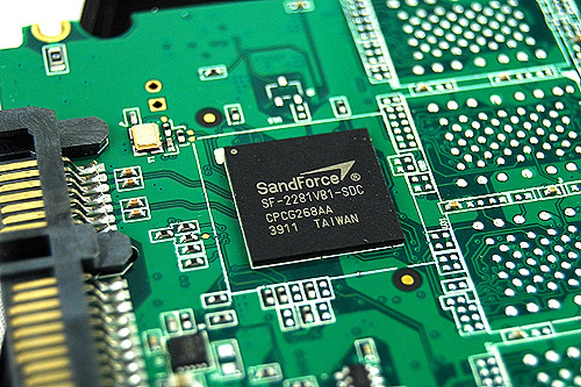 The SandForce SF-2281 controller, which is also used on many other SSD drives today.