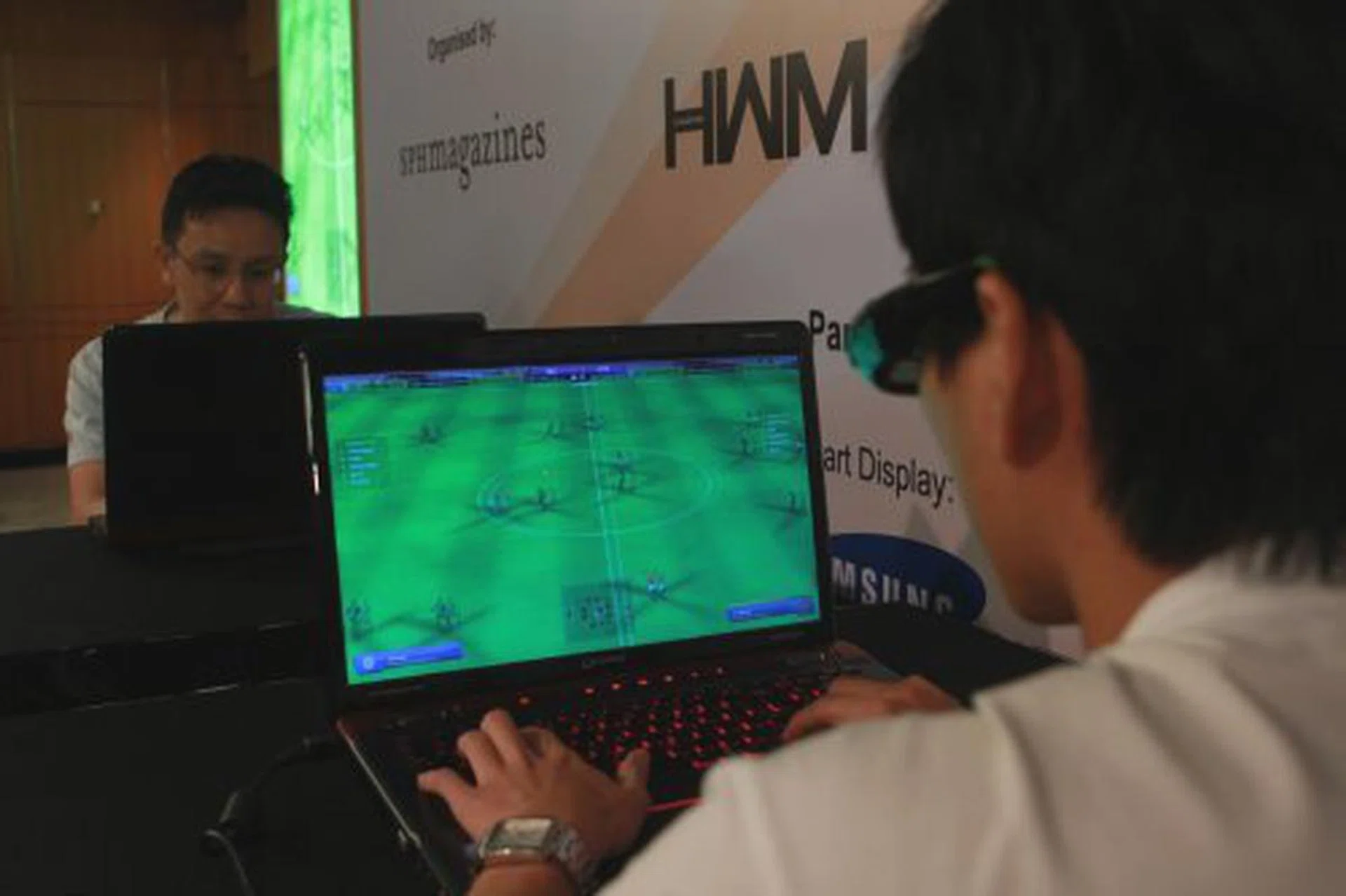 Experience Toshiba's latest 3D notebooks or take a stab at the FIFA Online 2 competition, it's all about getting up close and personal.