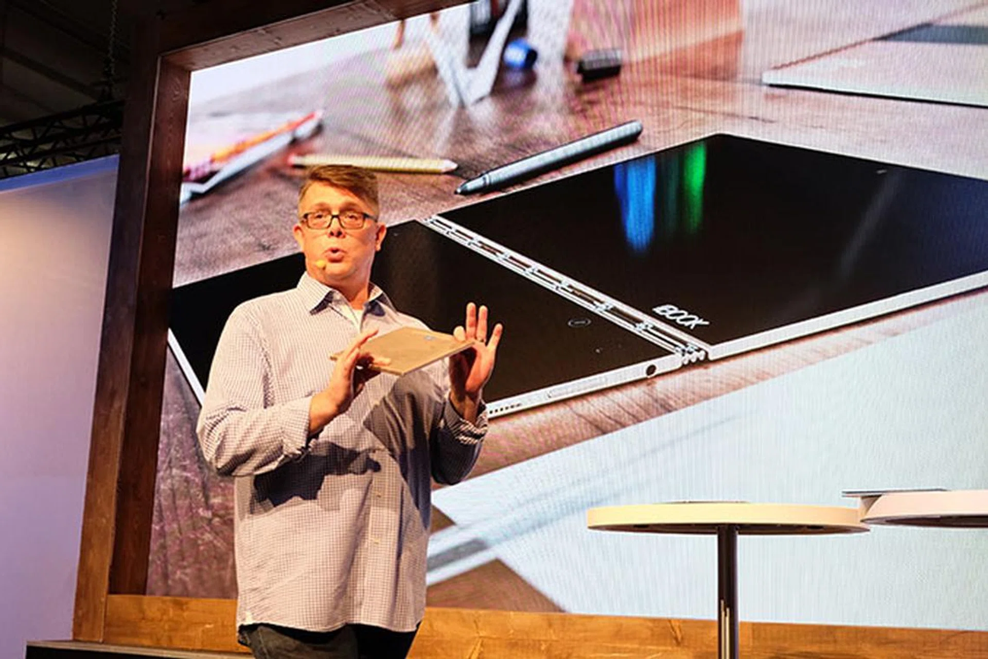 Jeff Meredith, General Manager and Vice-President, Android and Chrome Business Group, talks about the Yoga Book on stage.