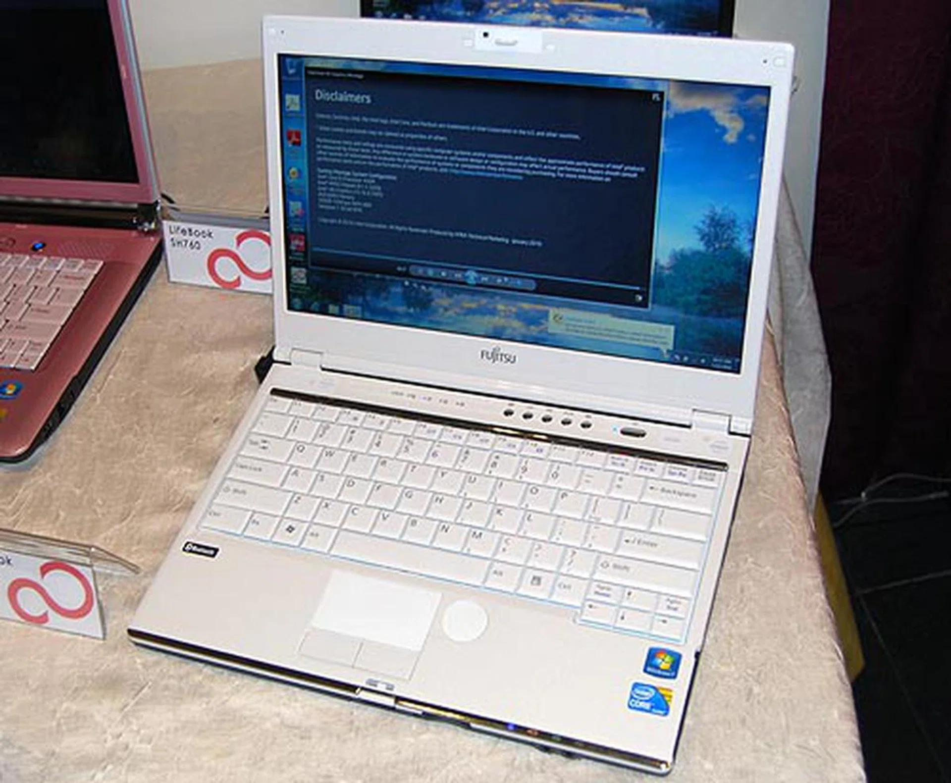 Fujitsu's New Year Presents - New Notebooks & New Platforms ...
