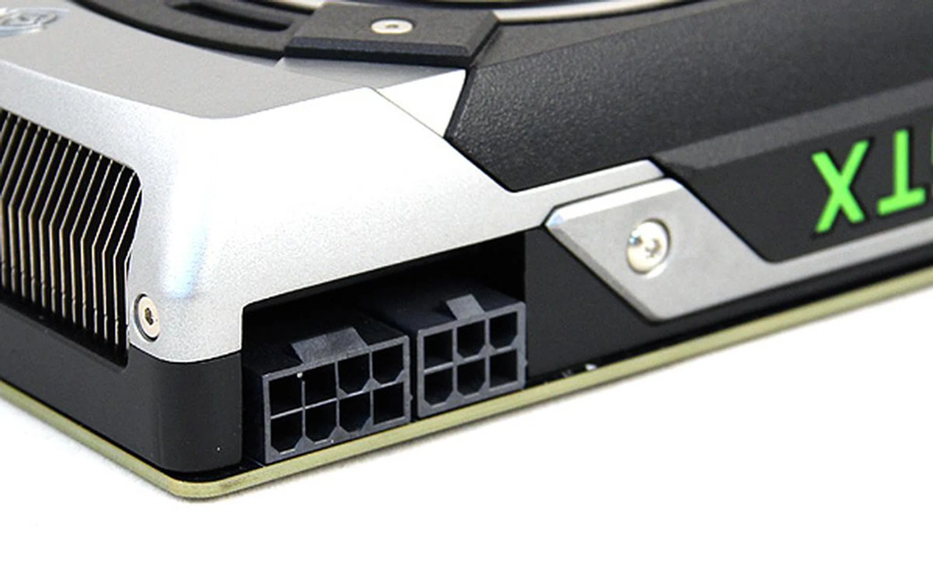 The GeForce GTX 770 draws its power using a 6-pin and 8-pin PCIe power connectors. NVIDIA recommends a PSU rated for at least 600W.