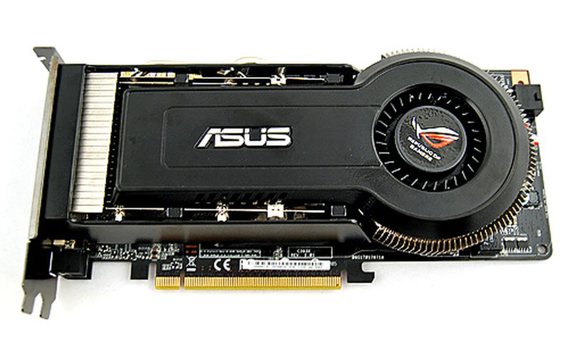 The ASUS EN9800GT Matrix is as black as night, instantly conjuring in our minds images of Neo of The Matrix movies.