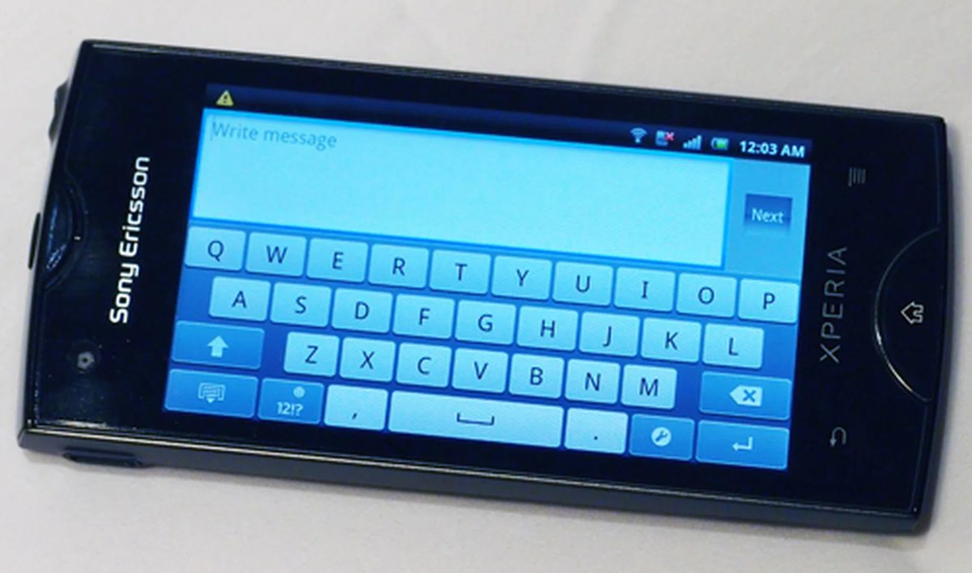 ... but switches to the QWERTY keyboard format in landscape mode. While the latter was intimidatingly small on first impressions, we had no problems typing with it.