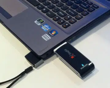 SingTel's LTE plan, with theoretical speeds of 3.4Mbps to 12Mbps, will be available from 22nd Dec at S$69.90 per month.