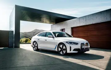 The new BMW i4 (Image source: BMW)