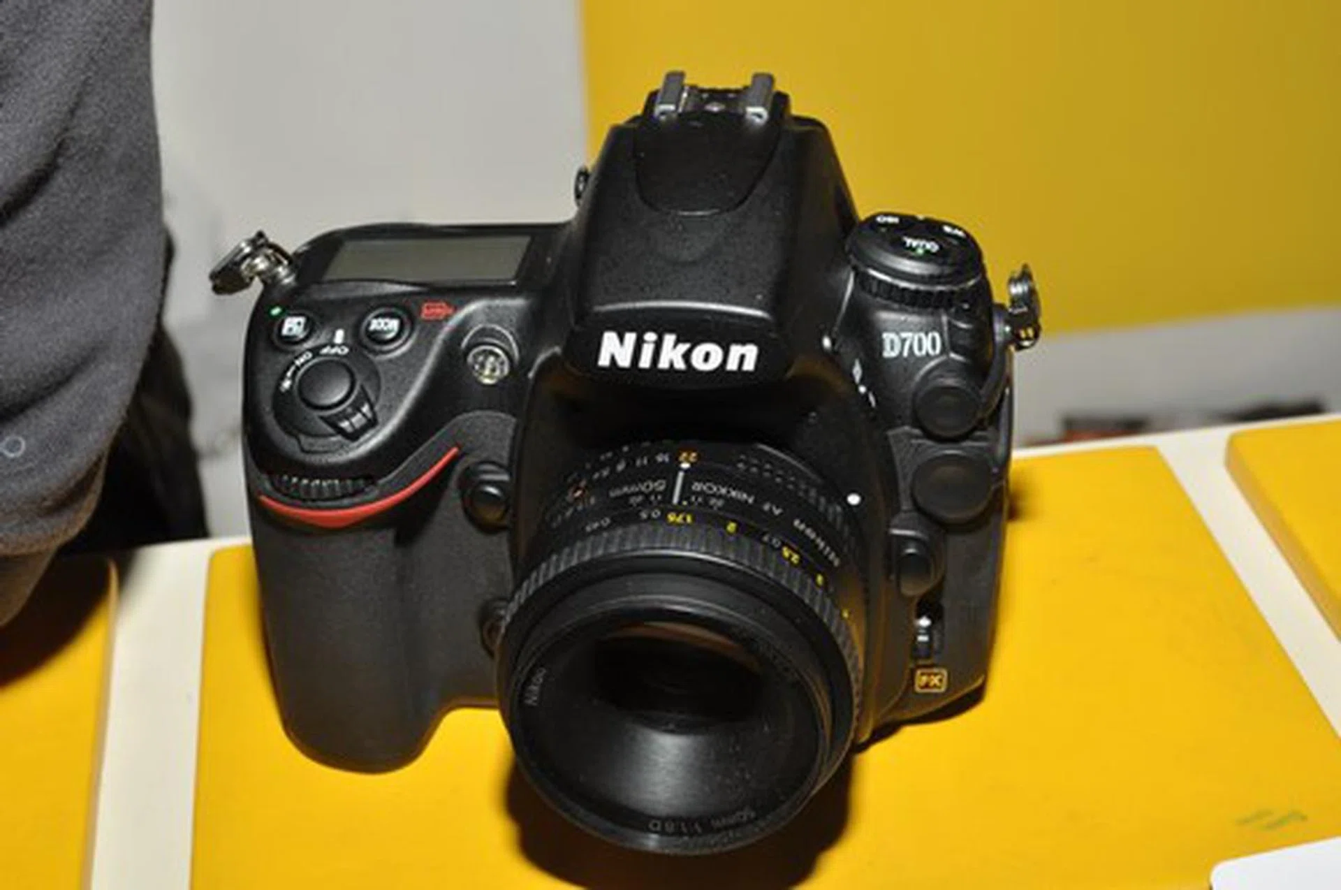 The Nikon D700 full-frame DSLR is also at the show, this two-year old classic is going for $3888 (body only). Freebies include a 50mm f/1.8 lens, a Black Rapid strap and a Kata bag.