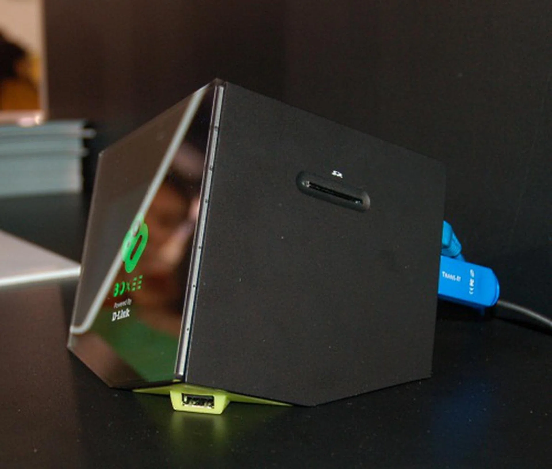 The Boxee Box as we learnt, uses the new Tegra 2 inside, so playback of media should not be an issue, especially since the software supports subtitles and an extensive list of formats. Here you can see it has a SD card slot and a USB port.