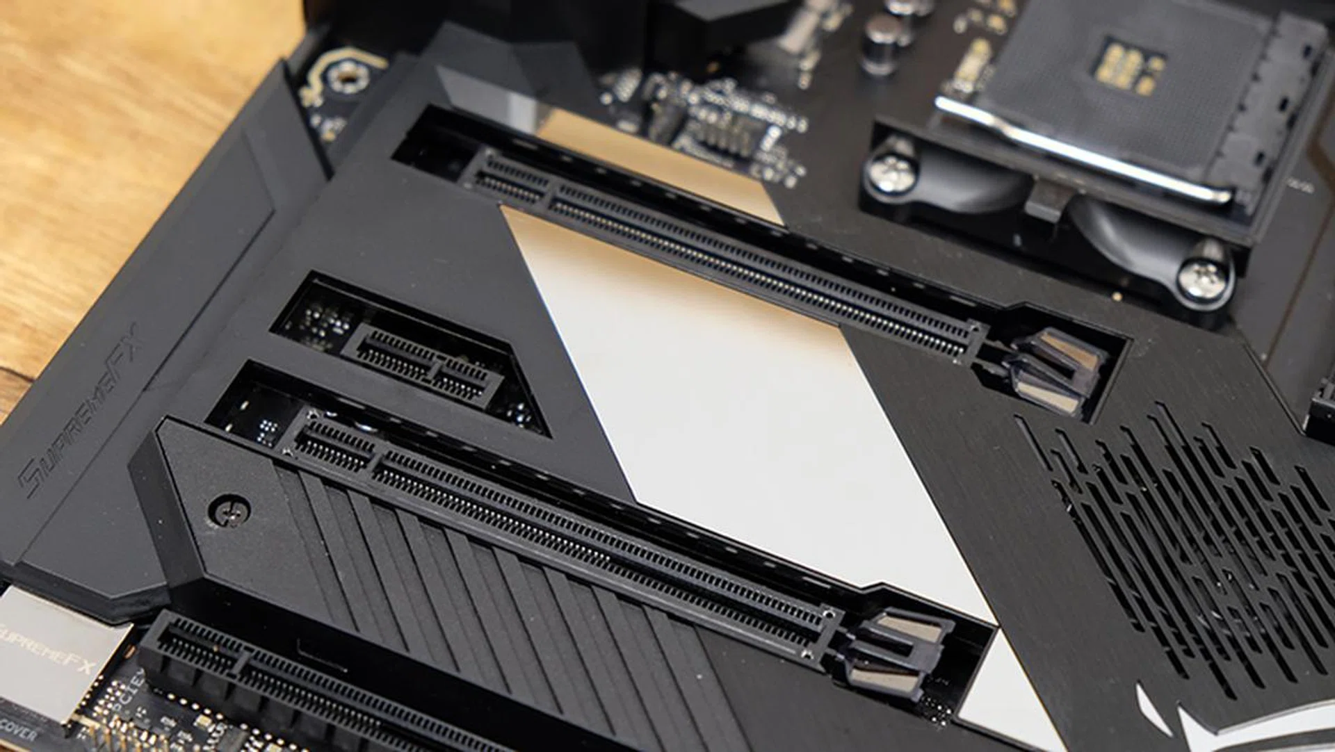 ASUS ROG Crosshair VIII Formula