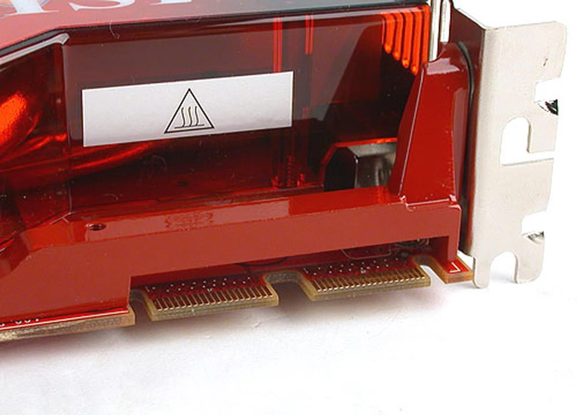 Two CrossFire connectors mean that up to four 4870 cards can be linked but that would require a very high-end system.

