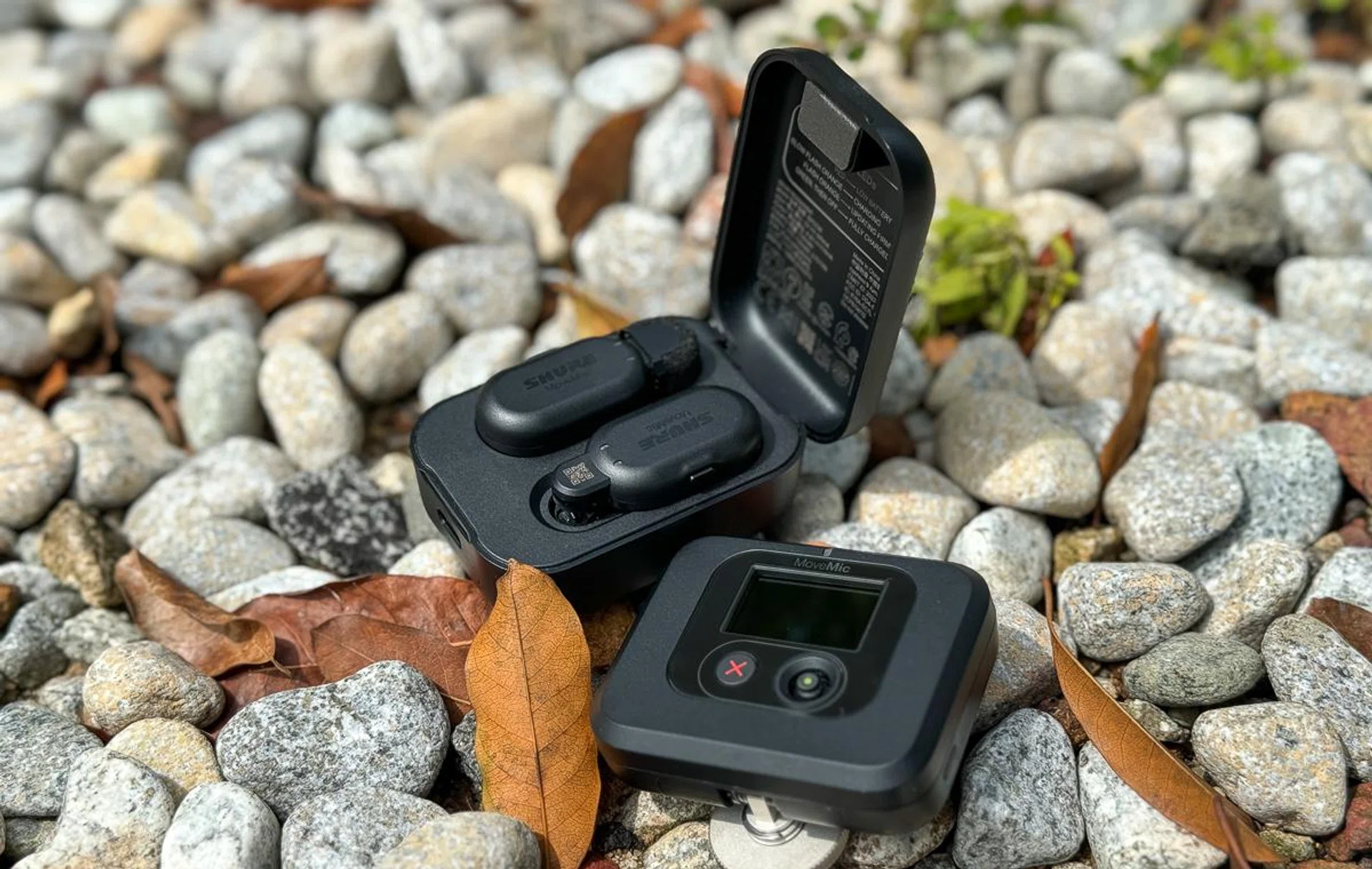 Shure MoveMic with receiver.