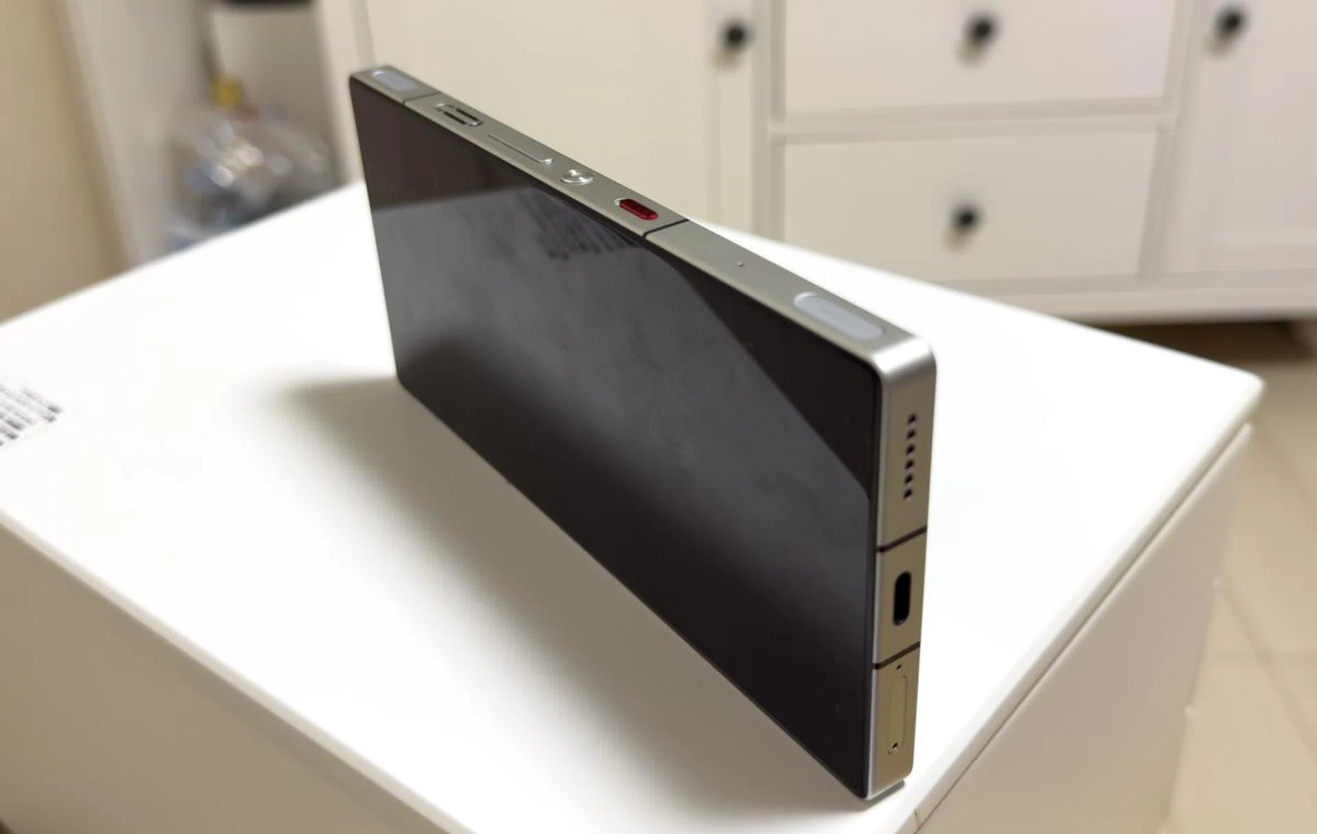 Flat, angular edges. Photo: HWZ.