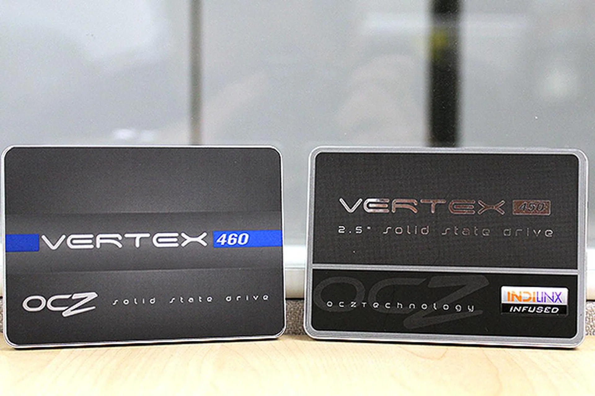 The new Vertex 460 uses the latest and fastest 19nm Toggle-Mode NAND from its new owner Toshiba.