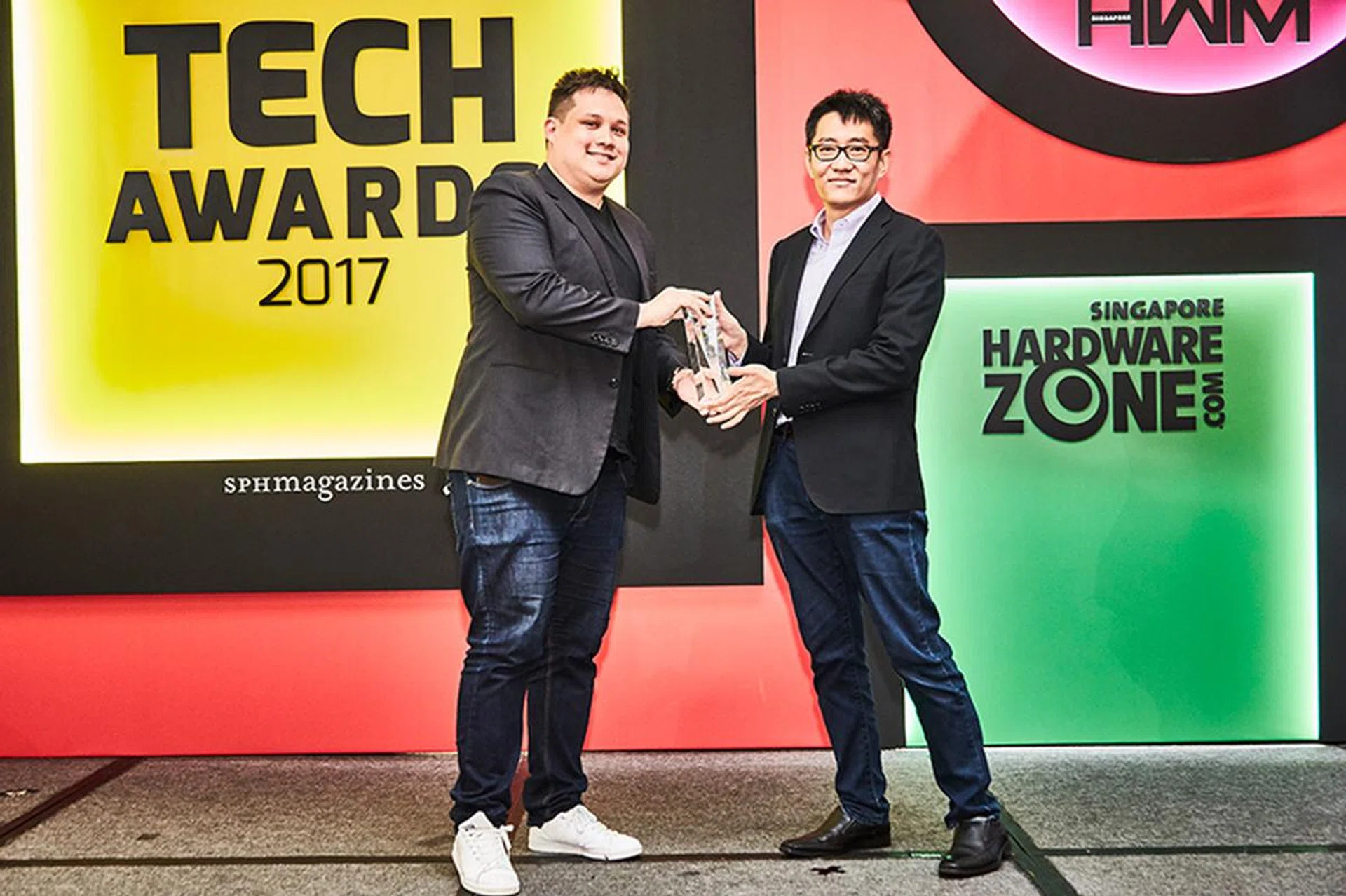 This is the first time we've Readers' Choice for Best Video Streaming Service Provider (Singapore). And the inaugural winner is Netflix. Accepting the award on behalf of Netflix here is Mr. Aaron Kobes from Webershandwick.