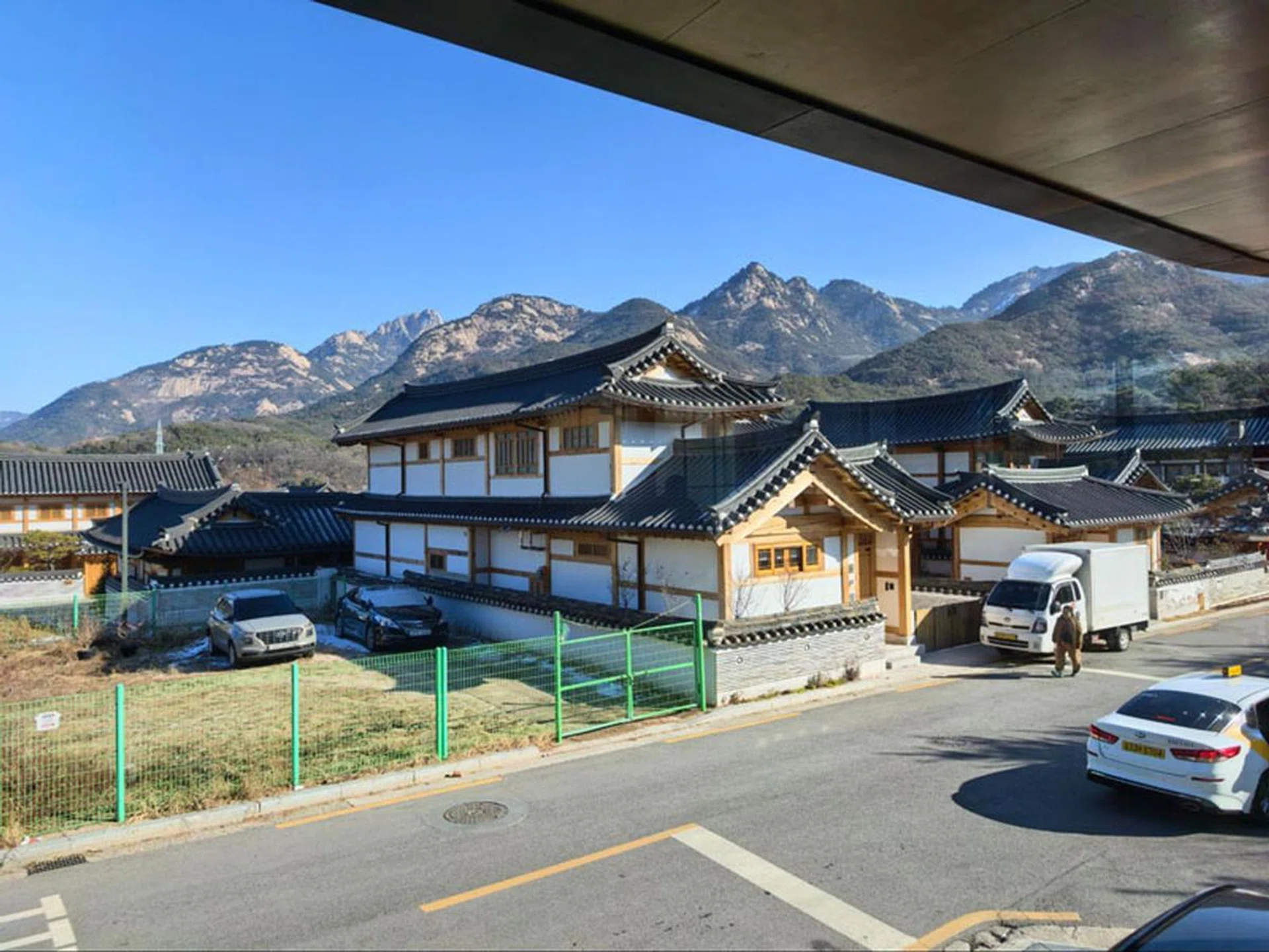 Main Camera, Landscape