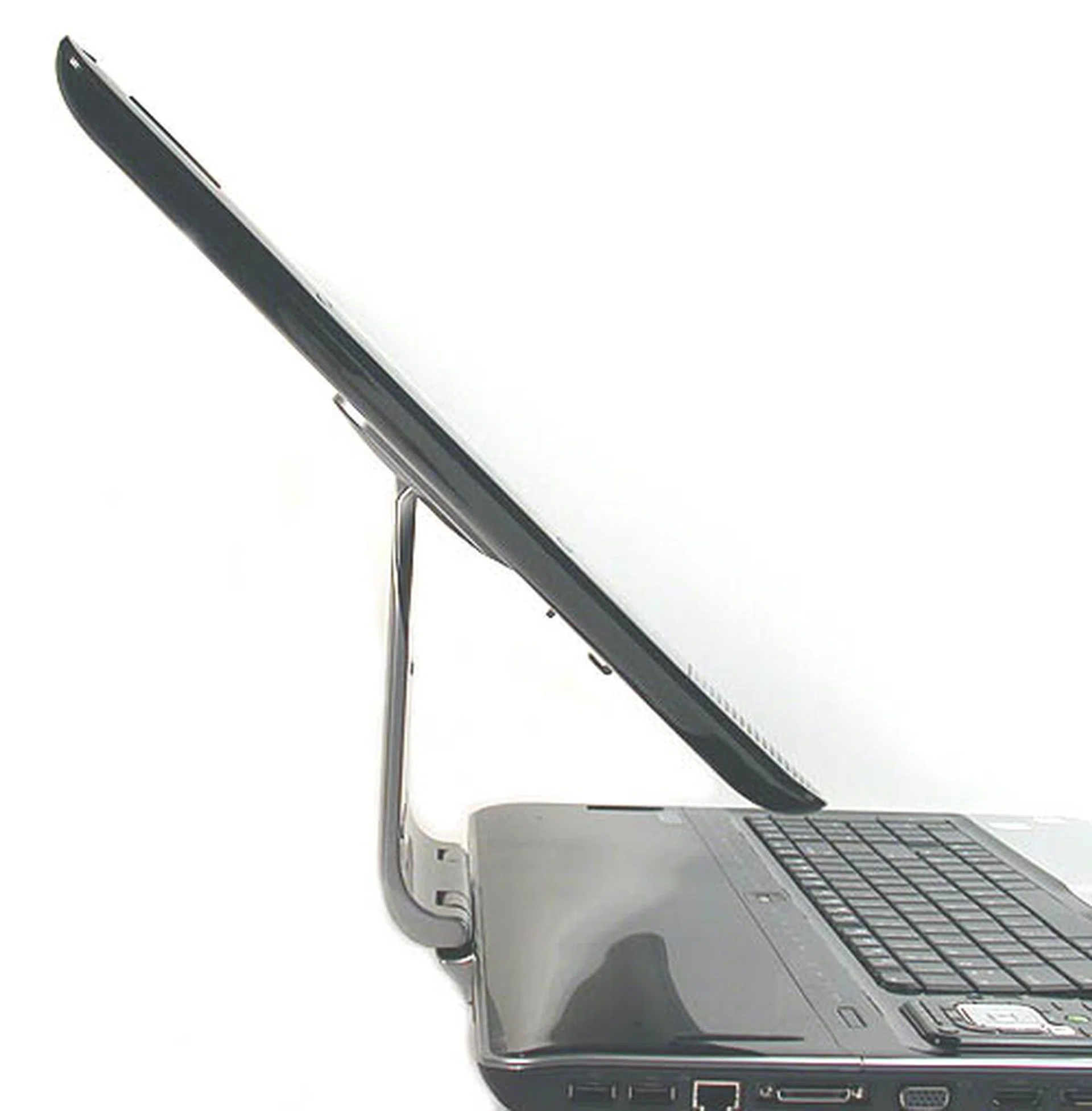 The maximum tilt and forward/back swivel possible on the HDX. 