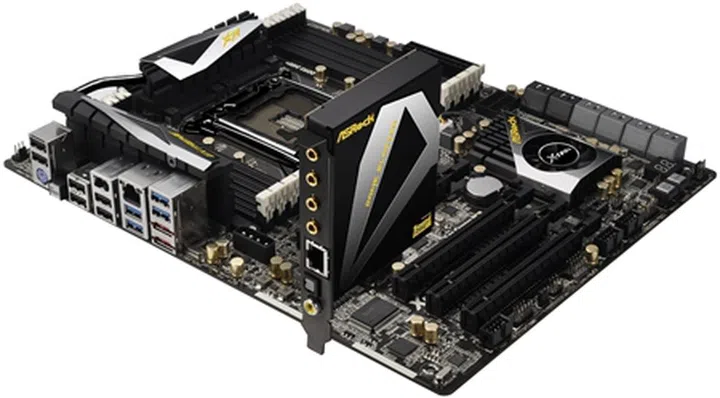 The X79 Extreme9 stands out among the rest of the boards with its daughter board that sports audio jacks with gold trimmings and a RJ-45 port.