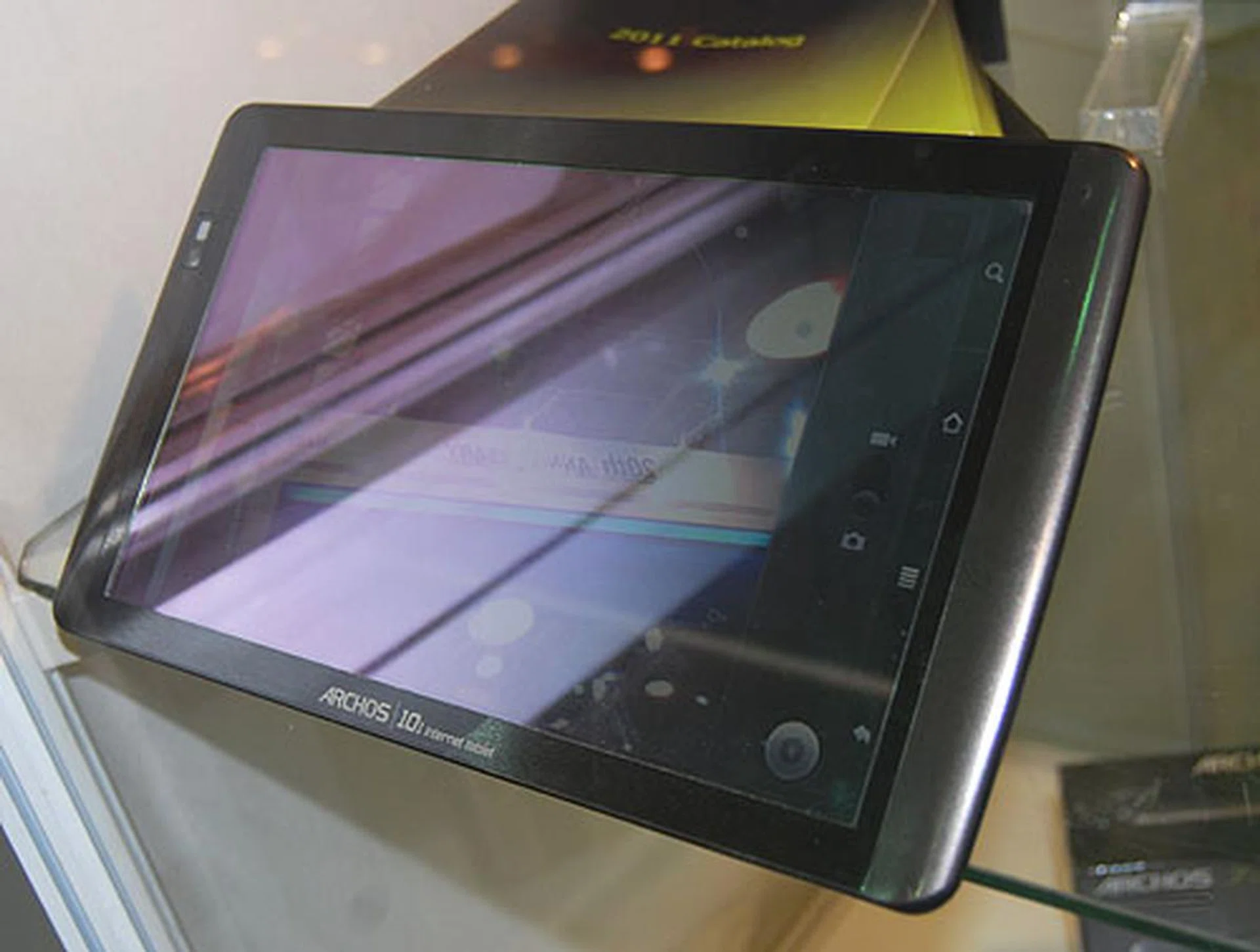 The Archos 101 internet tablet is hardly new though it runs on Android 2.2, with a 1024 x 600 capacitive, multi-touch display. It uses an ARM 1GHz processor but its main advantage is its 480g weight.