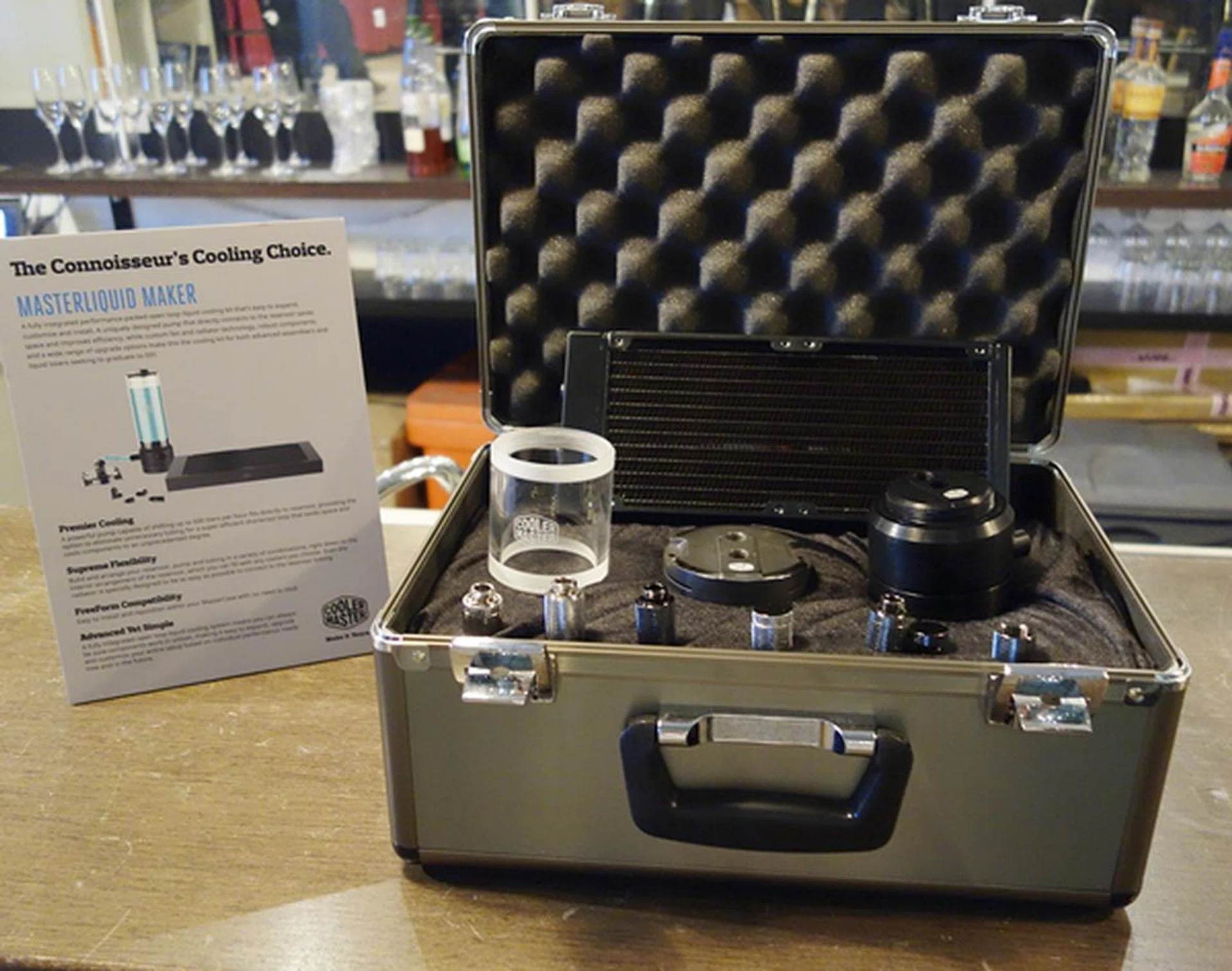 The MasterLiquid kit can be installed into any of the MasterCase series chassis.