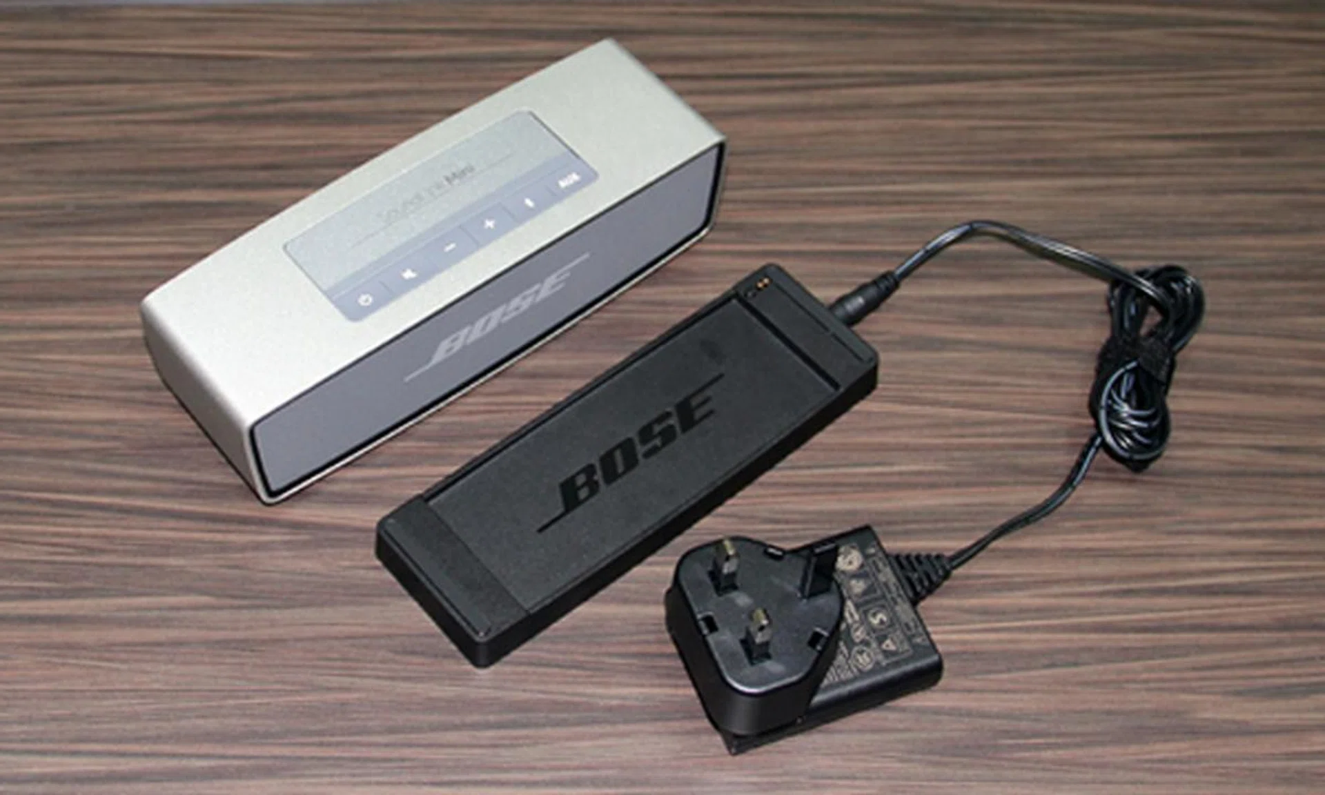 The Bose SoundLink Mini can be charged with the help of a docking cradle.