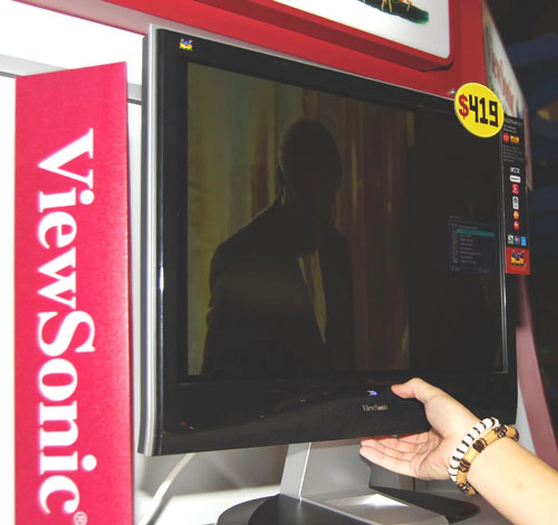 1, gamers should find it suitable for their gaming needs. At $419, it's also $40 less than its usual price.  