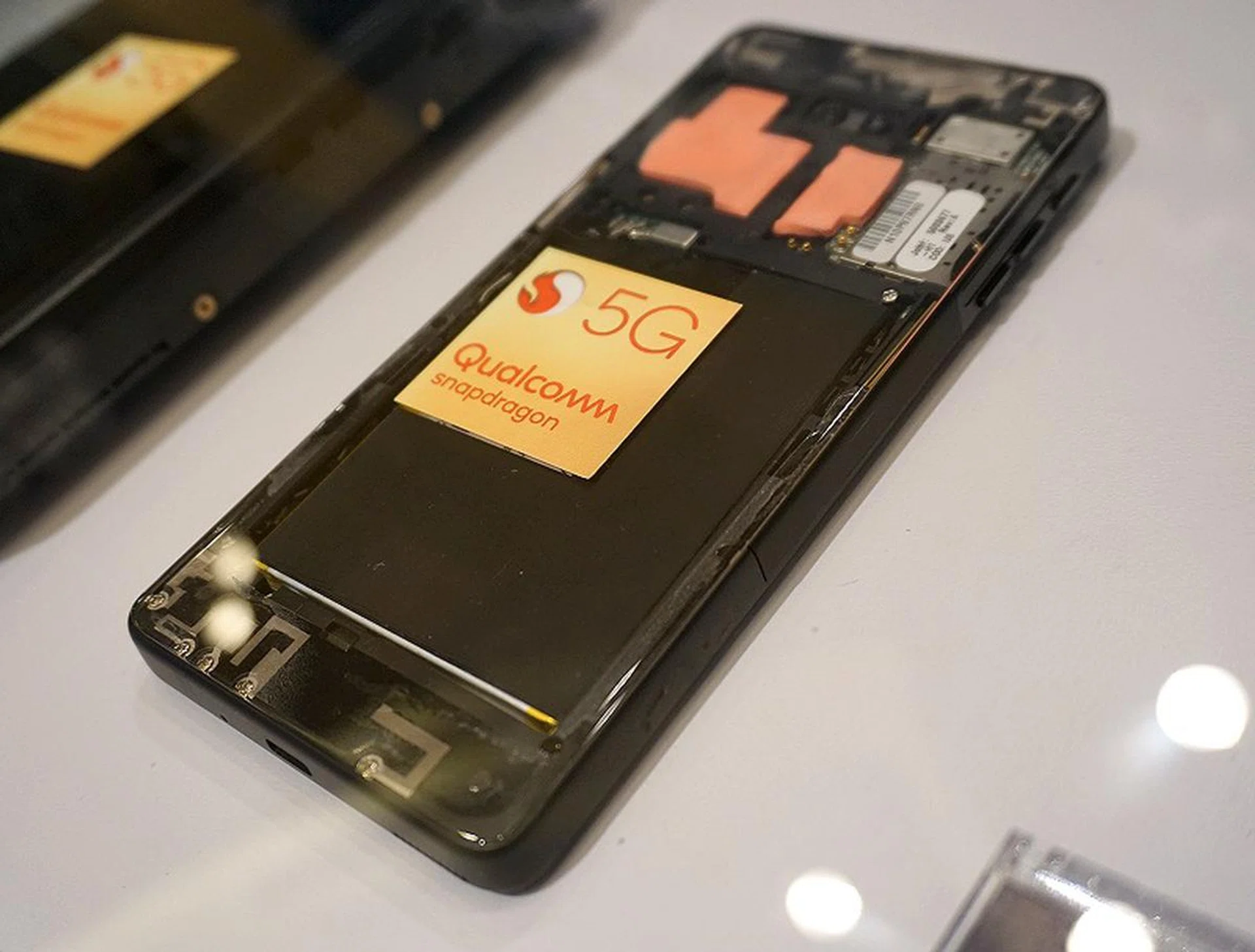A Qualcomm mobile form factor 5G test platform in Sept 2018.