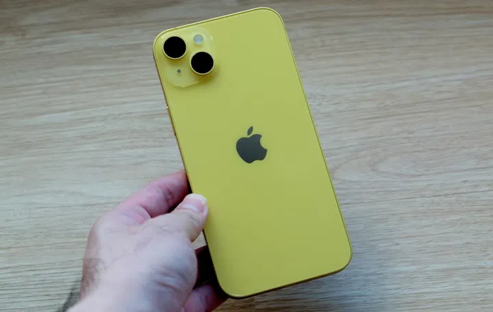The new iPhone 14 Plus in yellow.