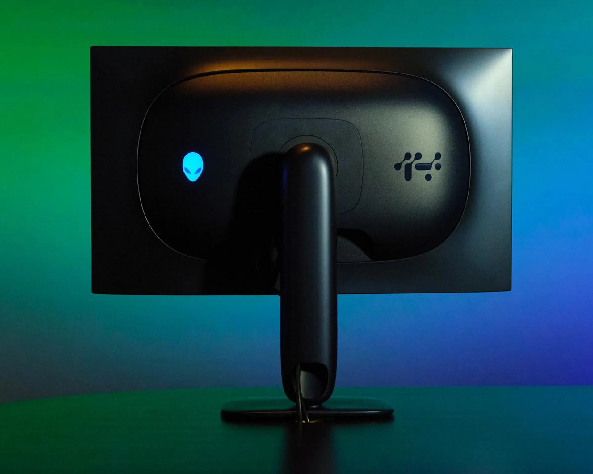Alienware 27 4K QD-OLED gaming monitor: Photo: Dell.