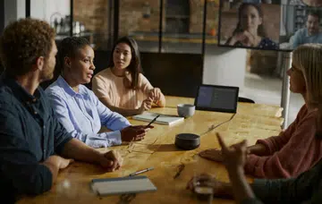 The TeamConnect Intelligent Speaker can transcribe meetings of up to 10 people. Image source: Sennheiser. 