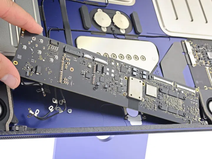 The logic board is tiny. (Image source: iFixit)